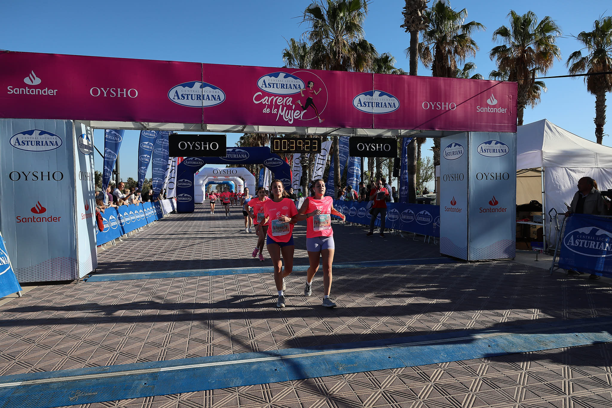 Las mejores fotos de la Carrera de la Mujer Central Lechera Asturiana de Valencia 2024. 0552