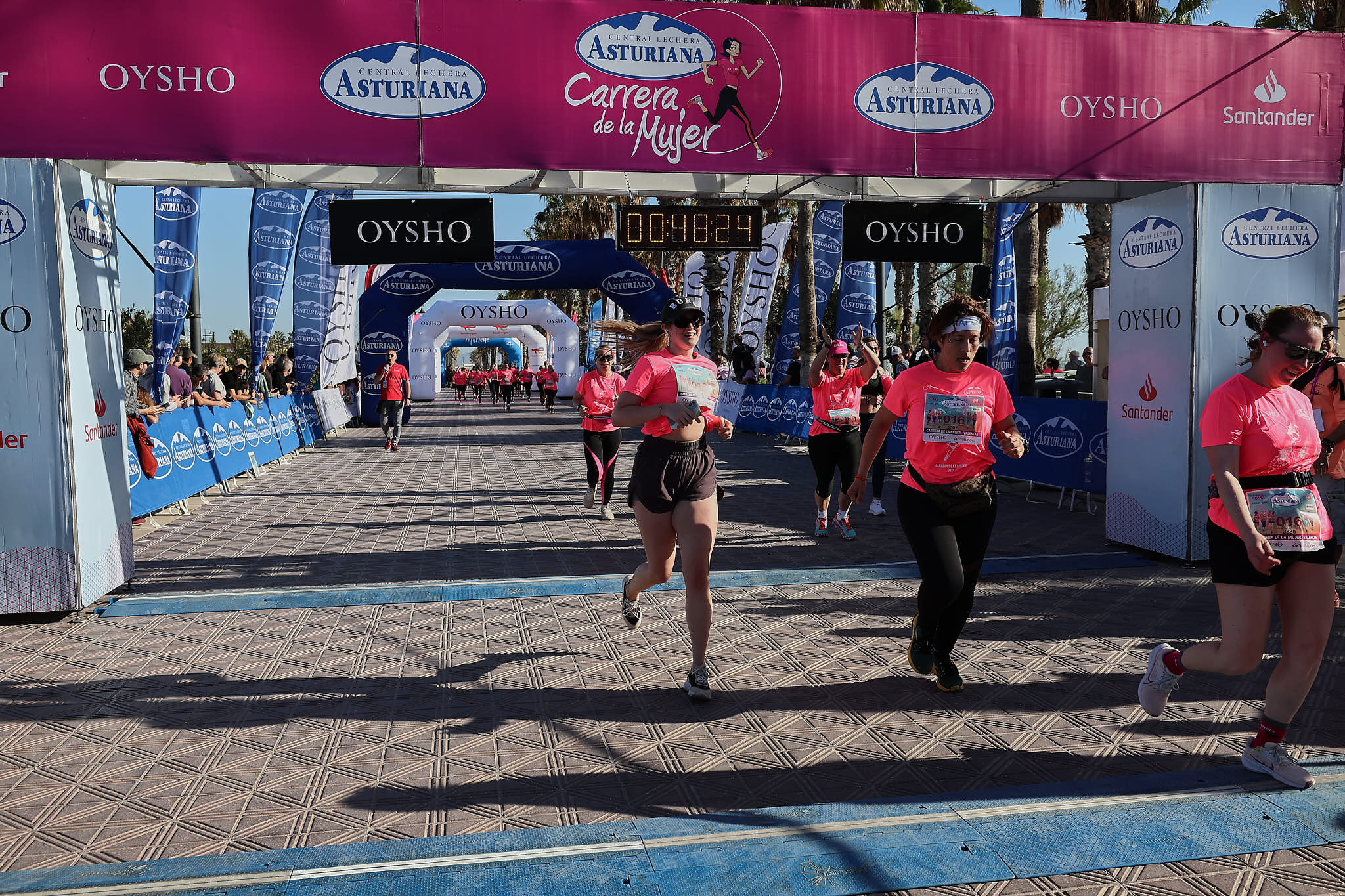 Las mejores fotos de la Carrera de la Mujer Central Lechera Asturiana de Valencia 2024. 0862