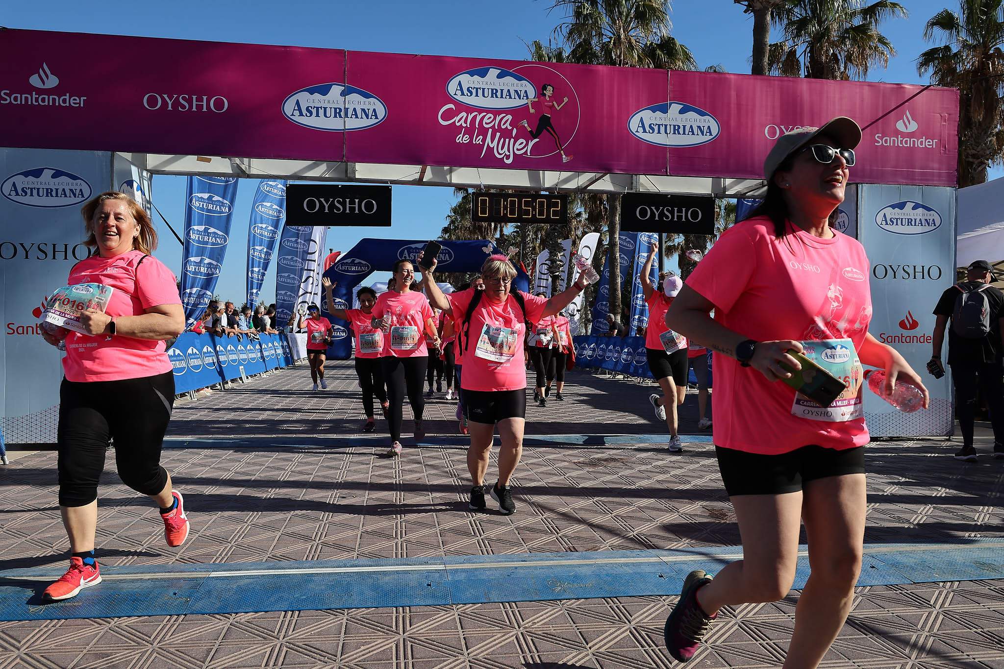 Las mejores fotos de la Carrera de la Mujer Central Lechera Asturiana de Valencia 2024. 1159