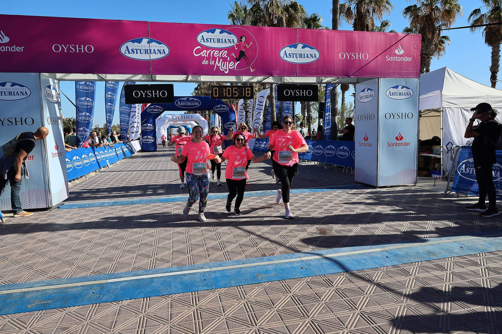 Las mejores fotos de la Carrera de la Mujer Central Lechera Asturiana de Valencia 2024. 1166