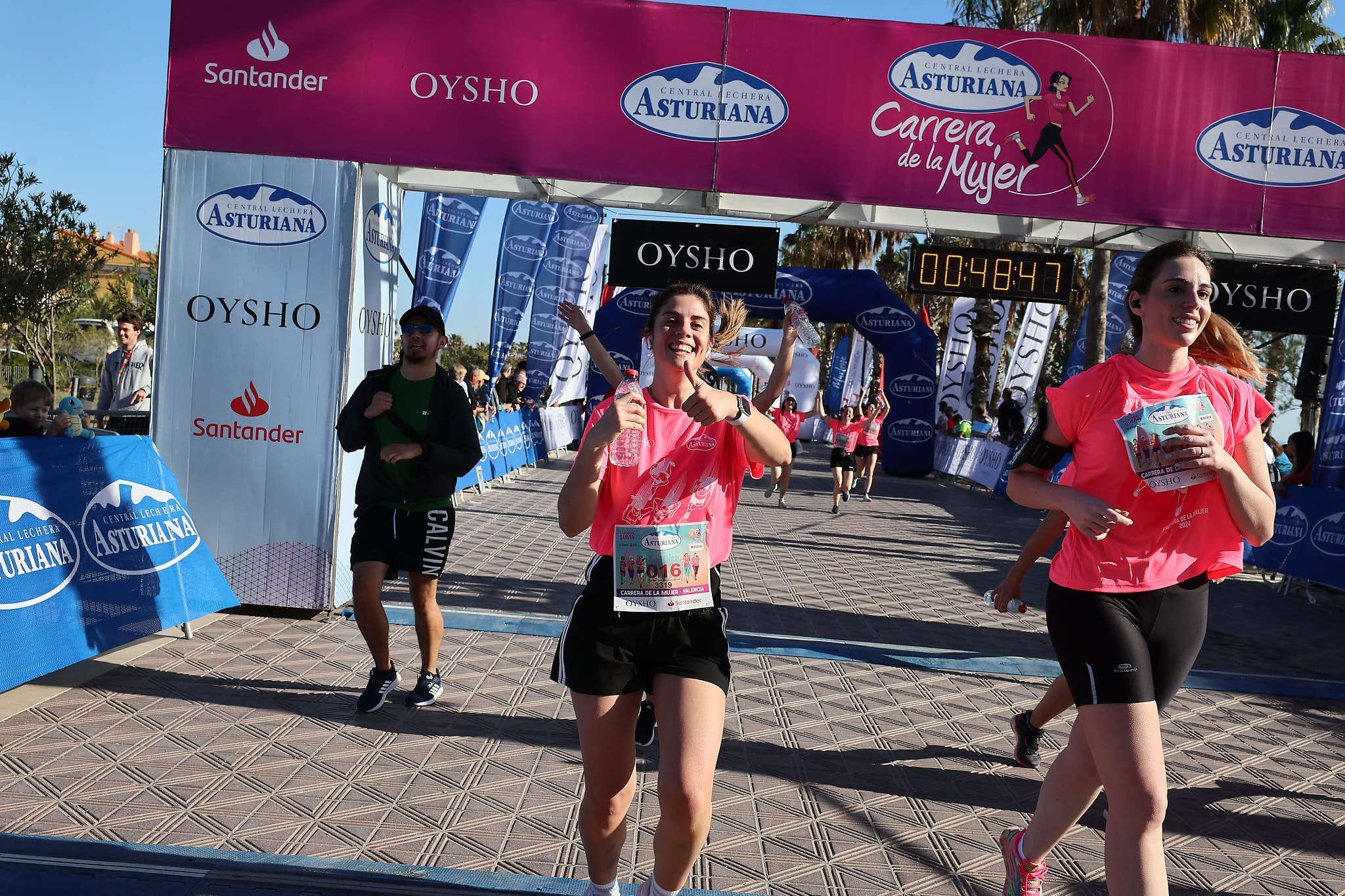 Las mejores fotos de la Carrera de la Mujer Central Lechera Asturiana de Valencia 2024. 0875