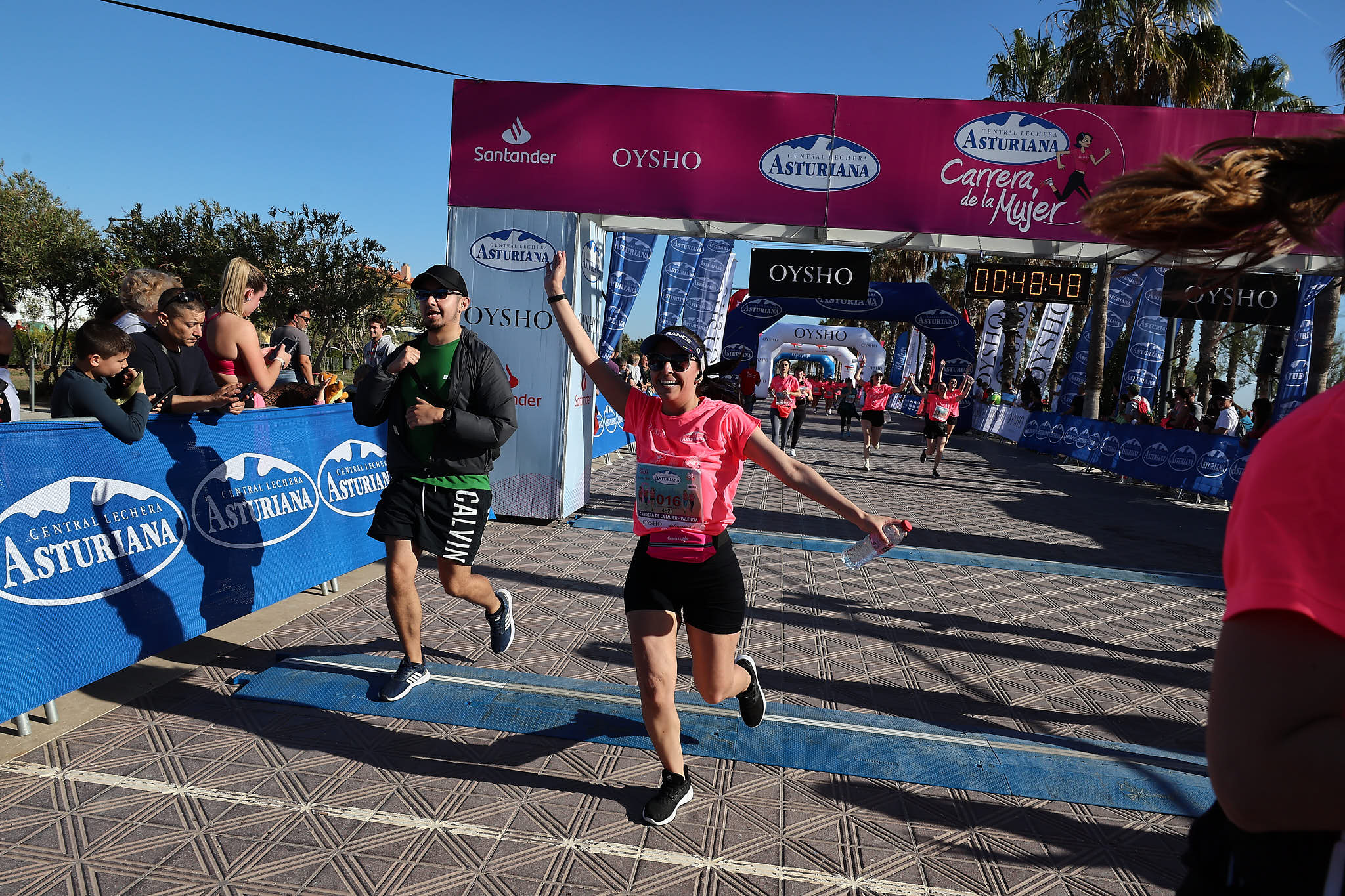 Las mejores fotos de la Carrera de la Mujer Central Lechera Asturiana de Valencia 2024. 0876