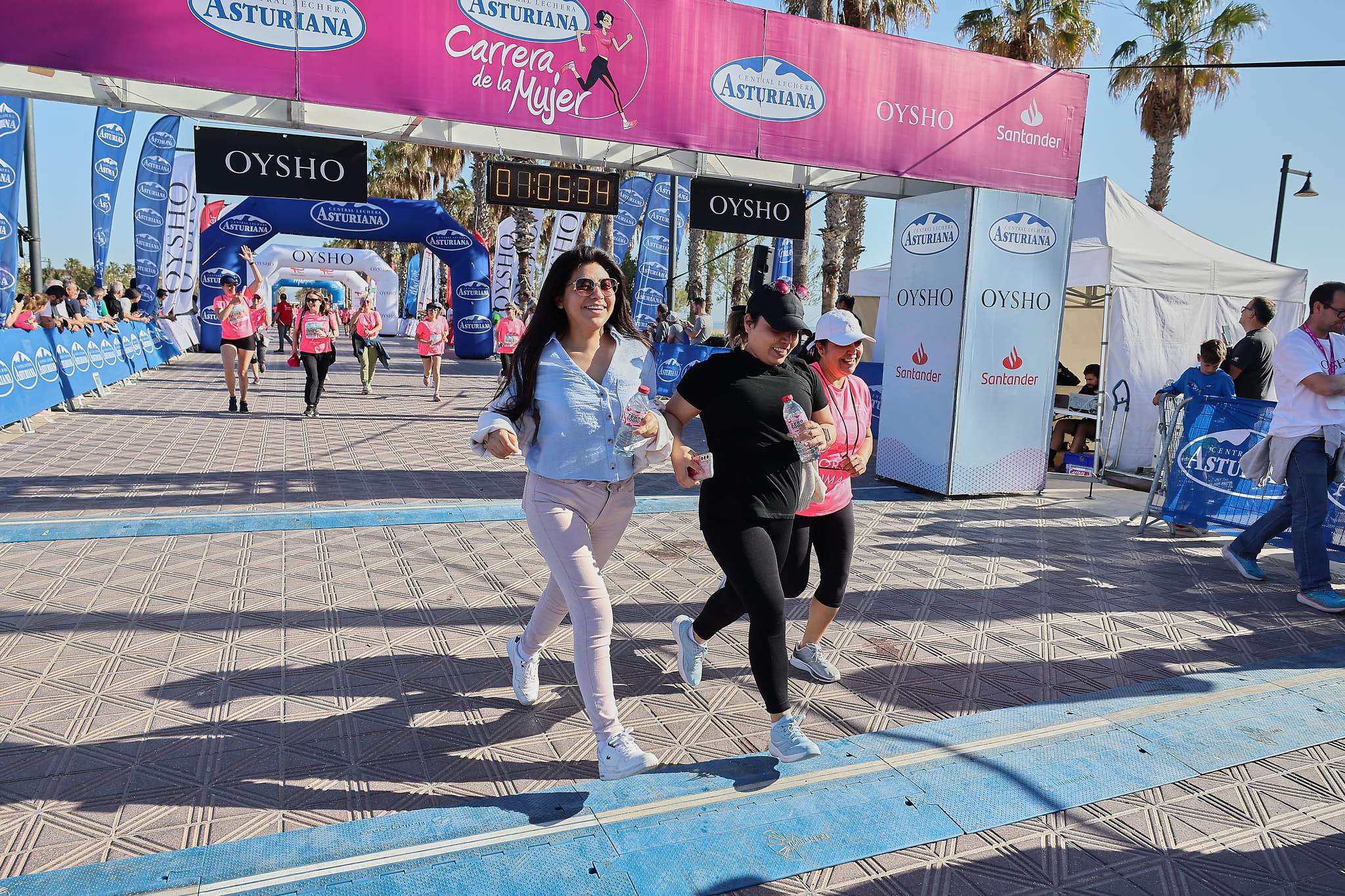 Las mejores fotos de la Carrera de la Mujer Central Lechera Asturiana de Valencia 2024. 1170