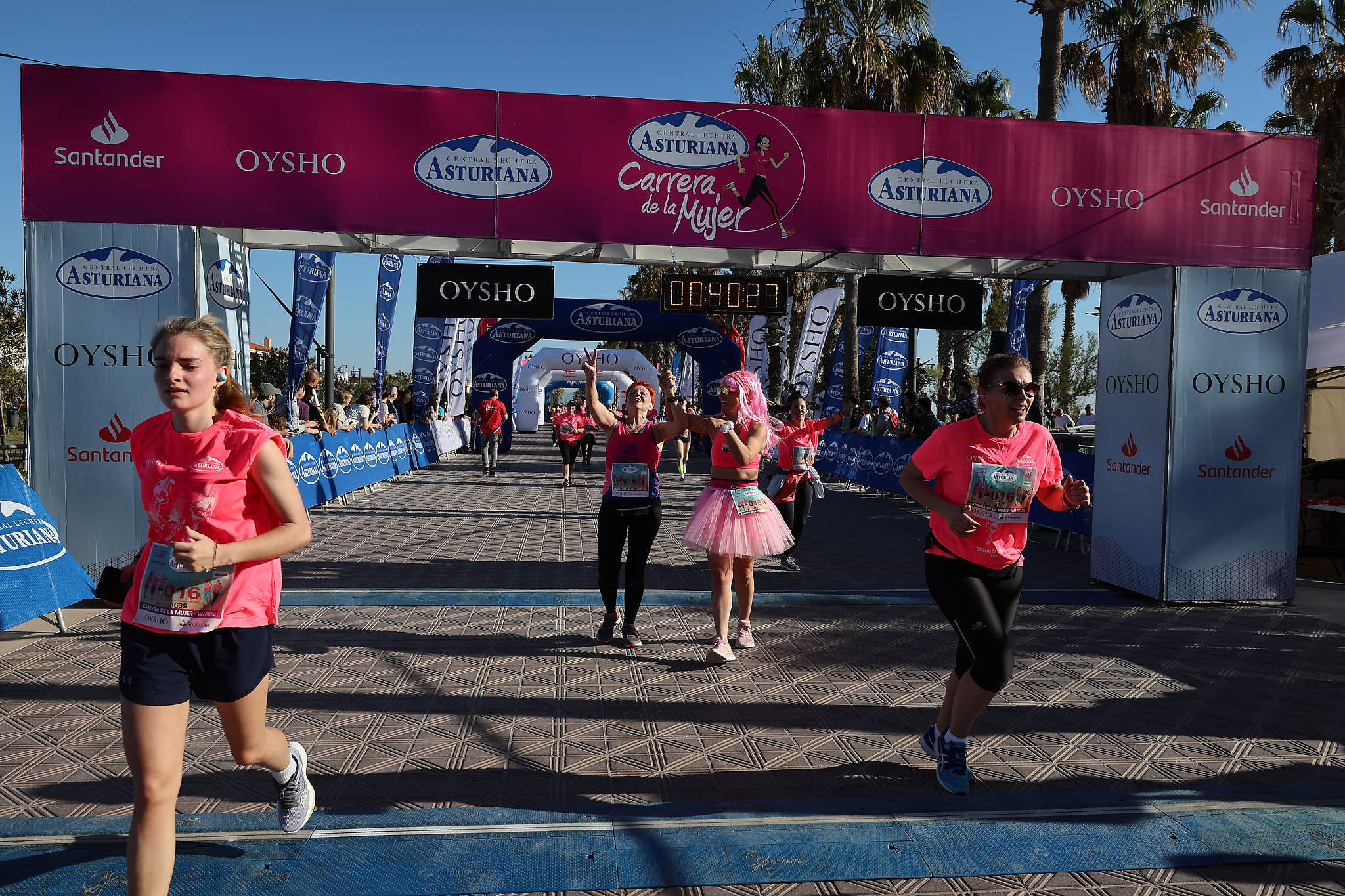 Las mejores fotos de la Carrera de la Mujer Central Lechera Asturiana de Valencia 2024. 0585