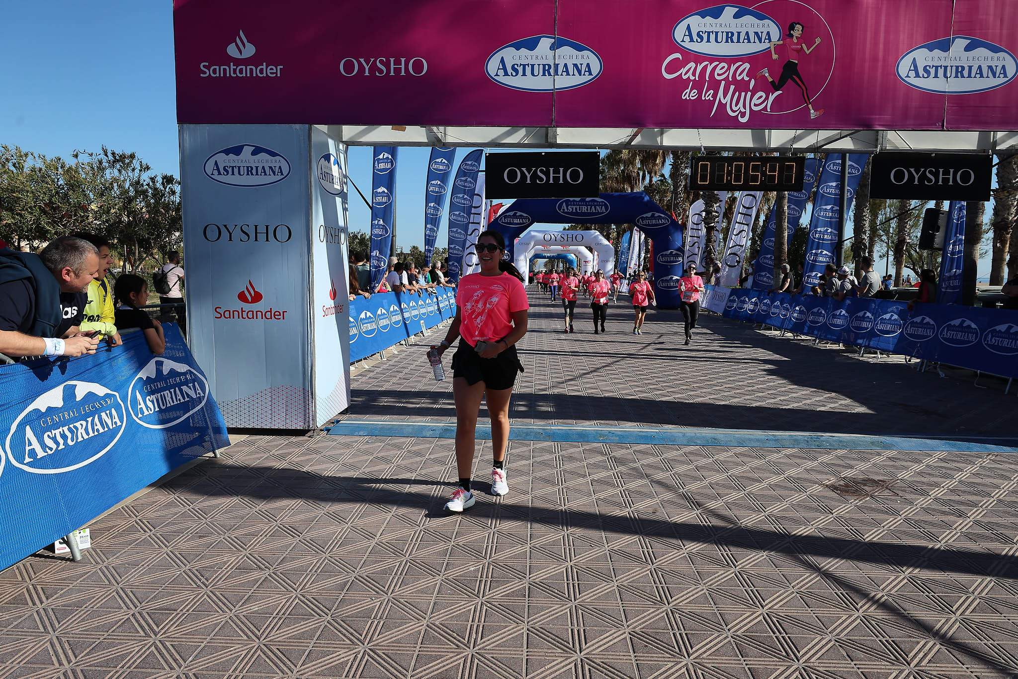 Las mejores fotos de la Carrera de la Mujer Central Lechera Asturiana de Valencia 2024. 1174