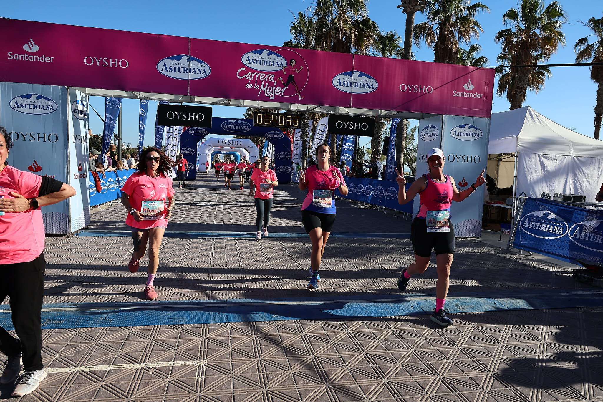 Las mejores fotos de la Carrera de la Mujer Central Lechera Asturiana de Valencia 2024. 0594