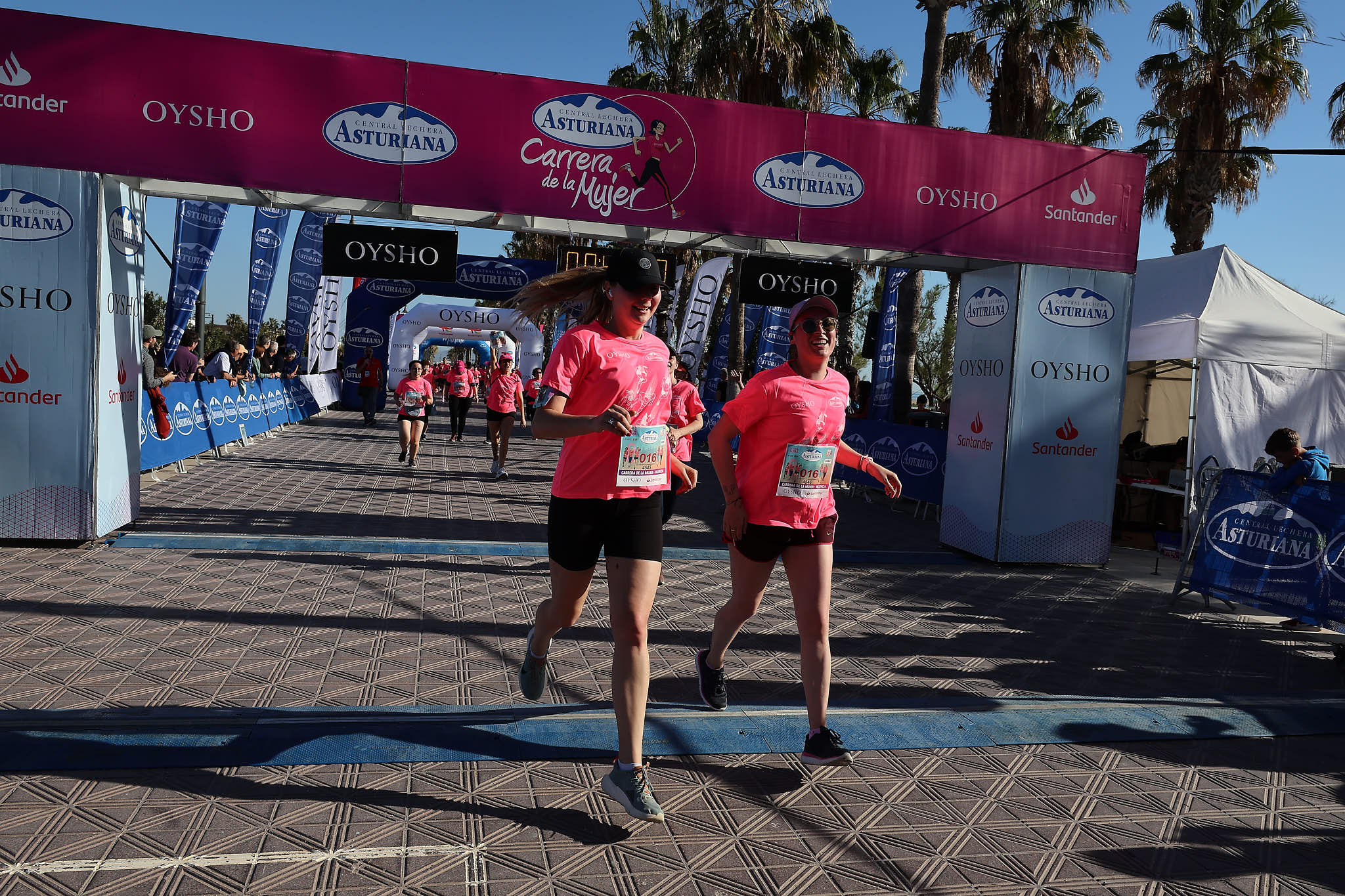 Las mejores fotos de la Carrera de la Mujer Central Lechera Asturiana de Valencia 2024. 0894