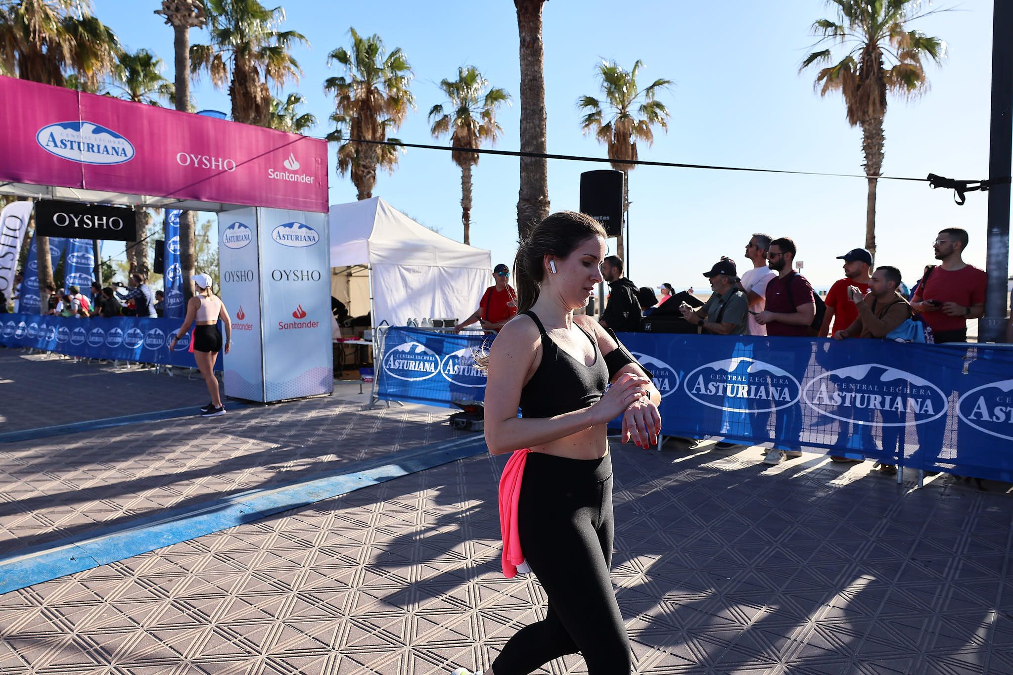 Las mejores fotos de la Carrera de la Mujer Central Lechera Asturiana de Valencia 2024. 0610