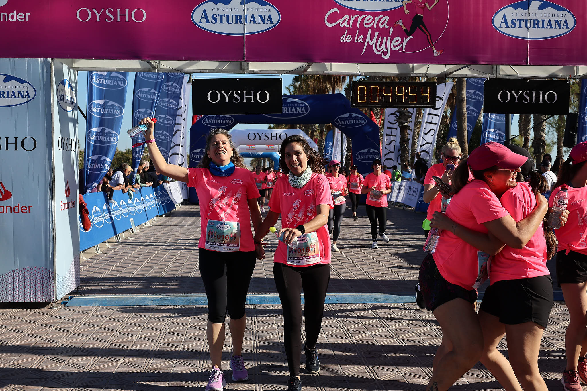 Las mejores fotos de la Carrera de la Mujer Central Lechera Asturiana de Valencia 2024. 0915
