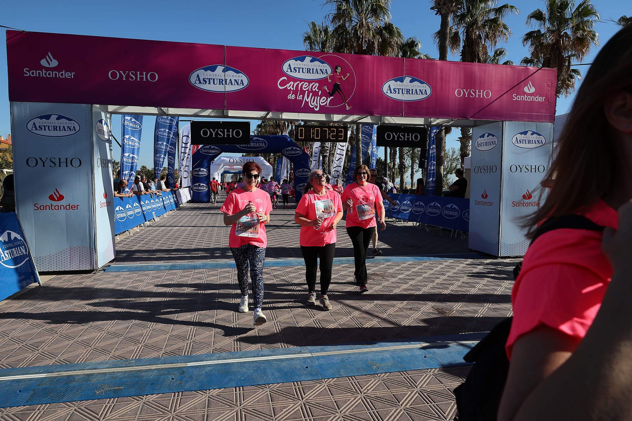 Las mejores fotos de la Carrera de la Mujer Central Lechera Asturiana de Valencia 2024. 1208