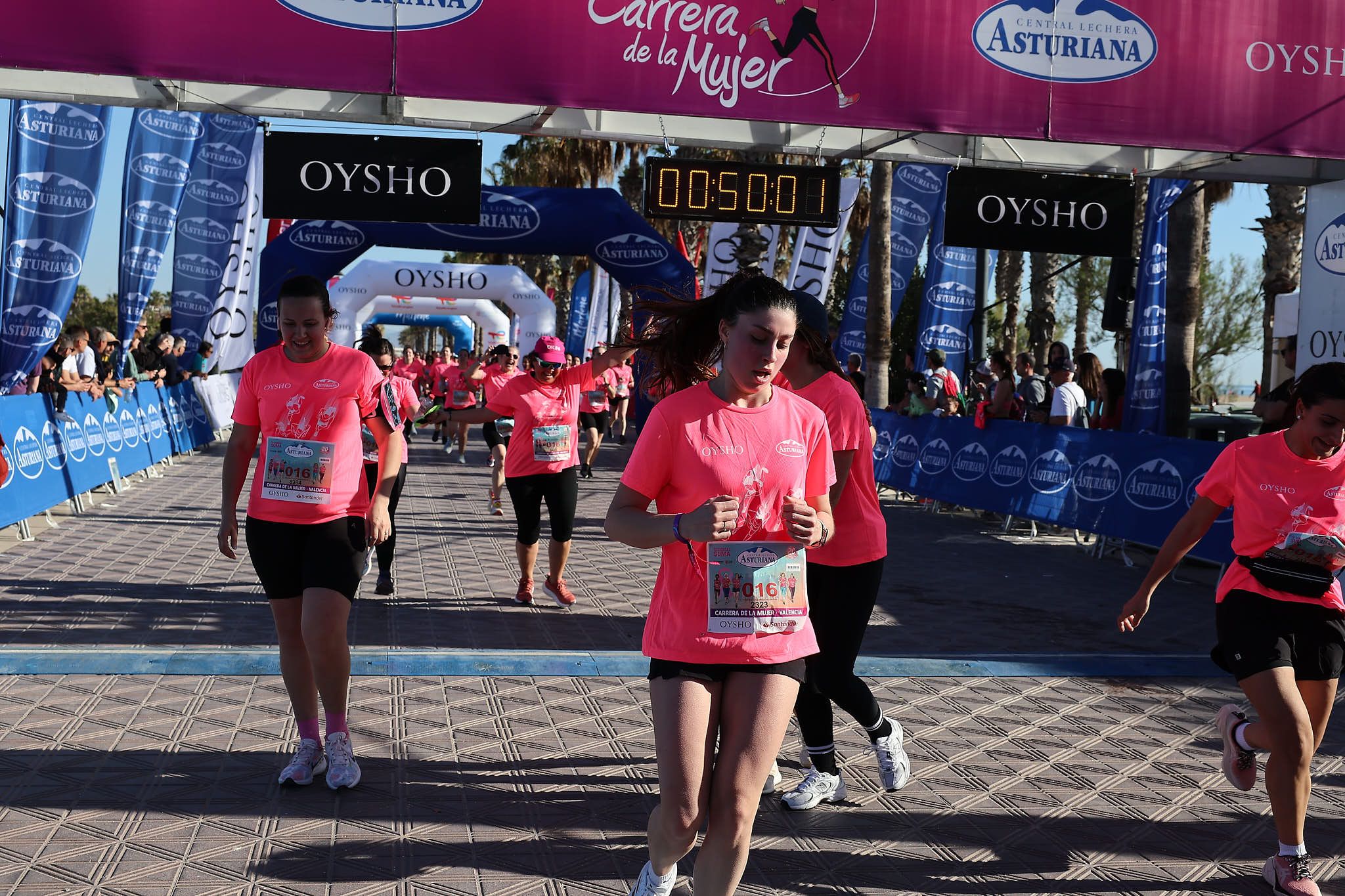 Las mejores fotos de la Carrera de la Mujer Central Lechera Asturiana de Valencia 2024. 0921