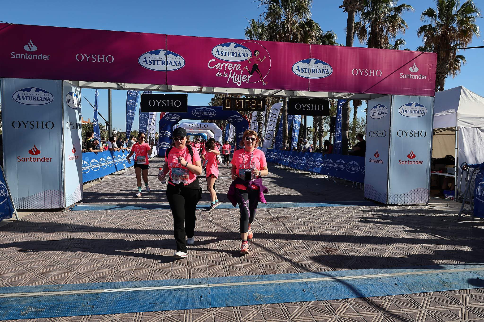 Las mejores fotos de la Carrera de la Mujer Central Lechera Asturiana de Valencia 2024. 1212