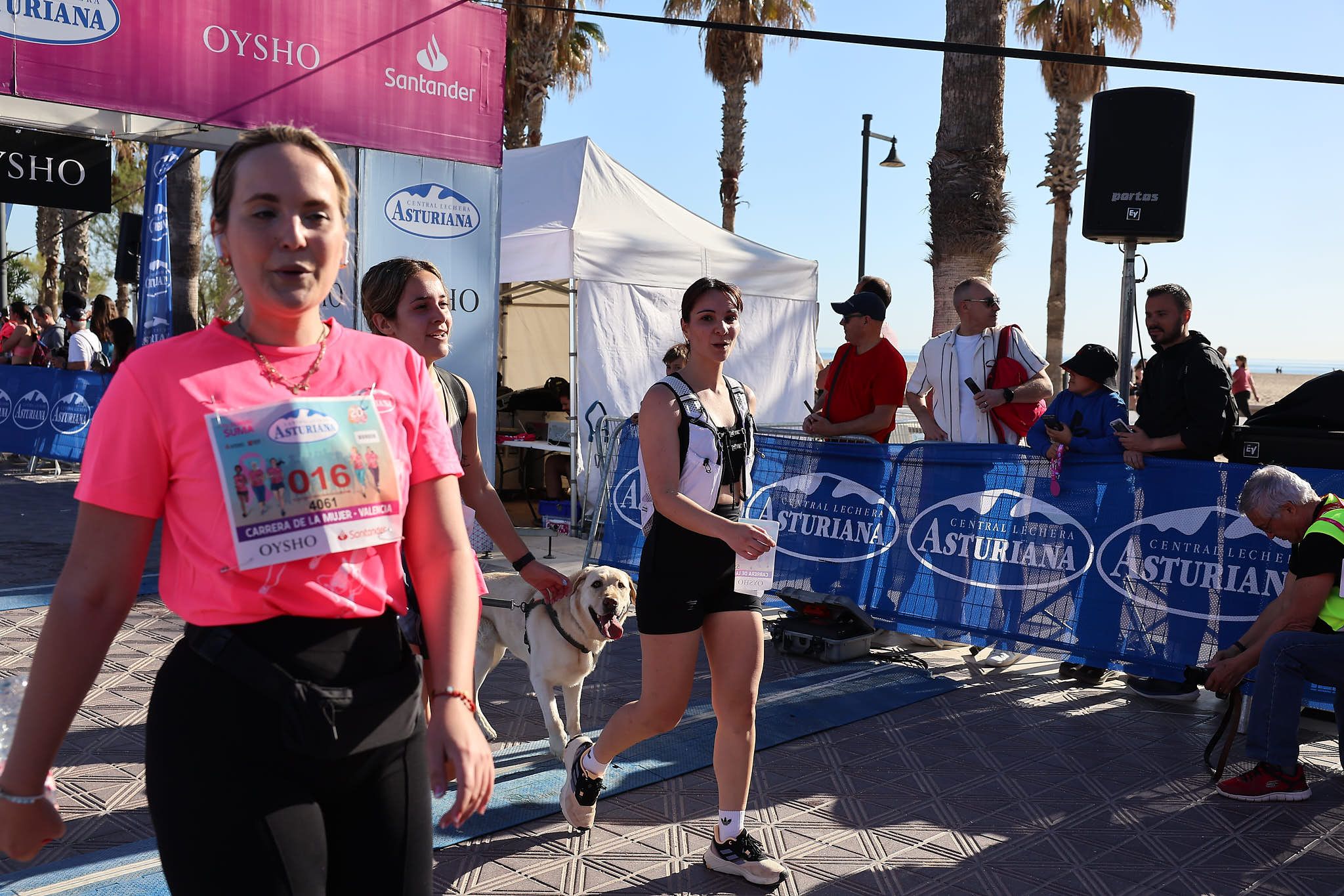 Las mejores fotos de la Carrera de la Mujer Central Lechera Asturiana de Valencia 2024. 0927