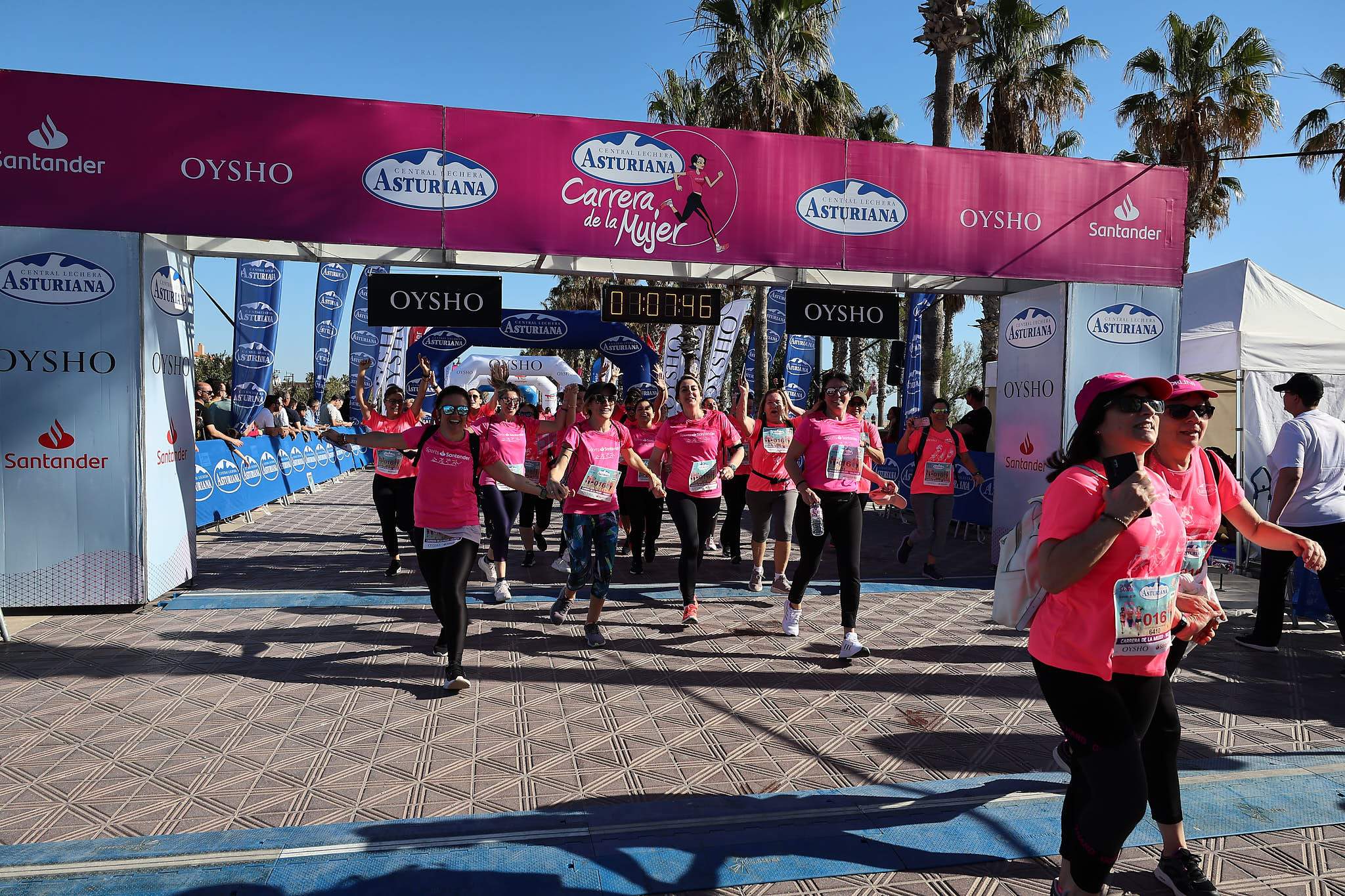 Las mejores fotos de la Carrera de la Mujer Central Lechera Asturiana de Valencia 2024. 1218