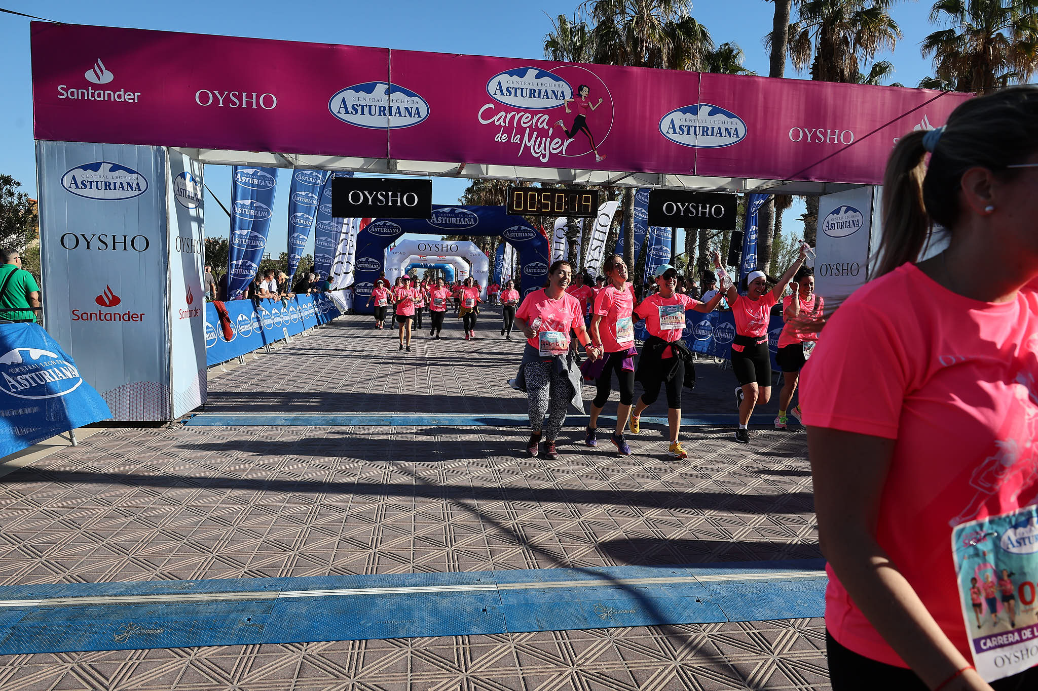 Las mejores fotos de la Carrera de la Mujer Central Lechera Asturiana de Valencia 2024. 0932