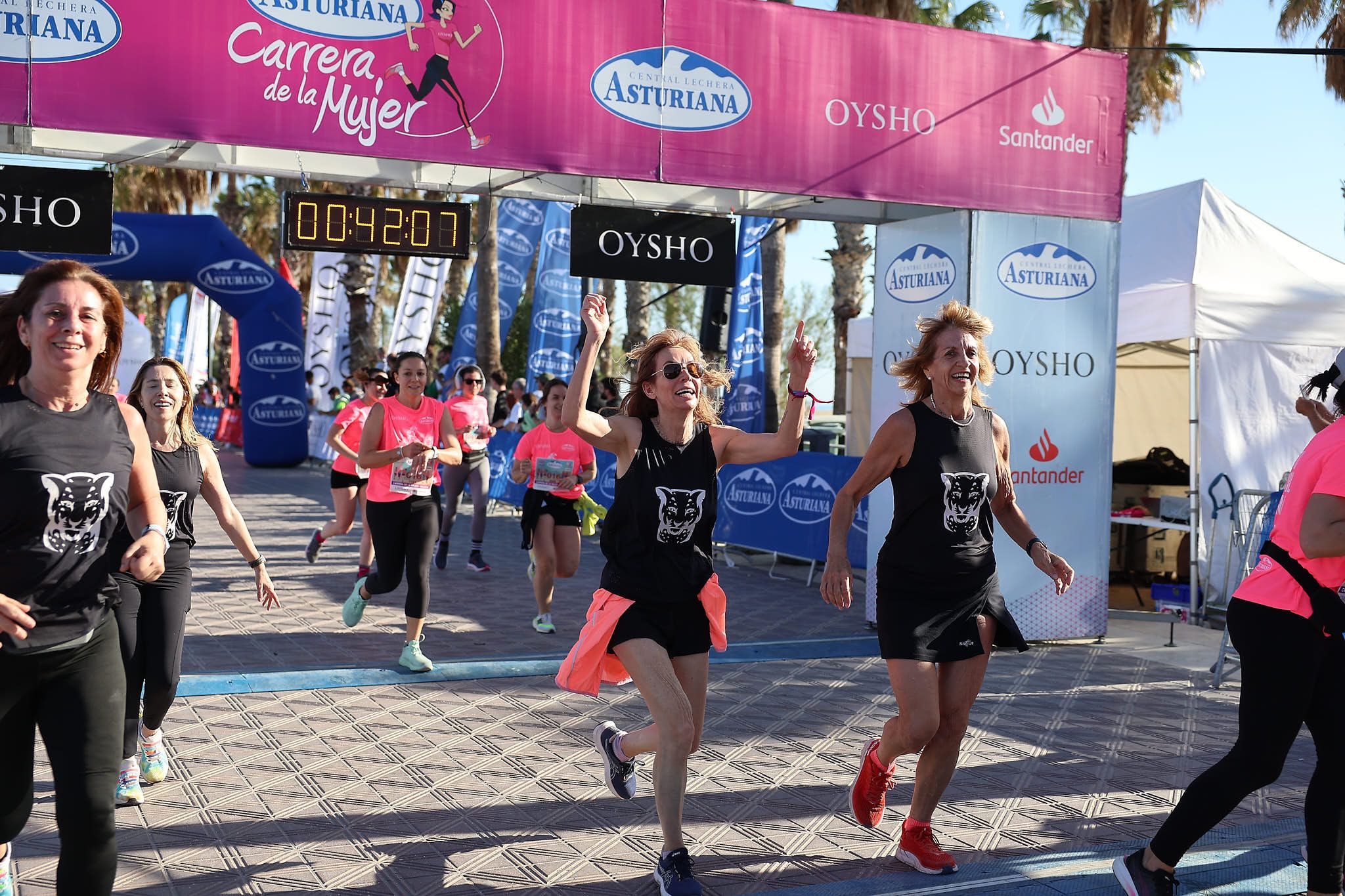 Las mejores fotos de la Carrera de la Mujer Central Lechera Asturiana de Valencia 2024. 0641
