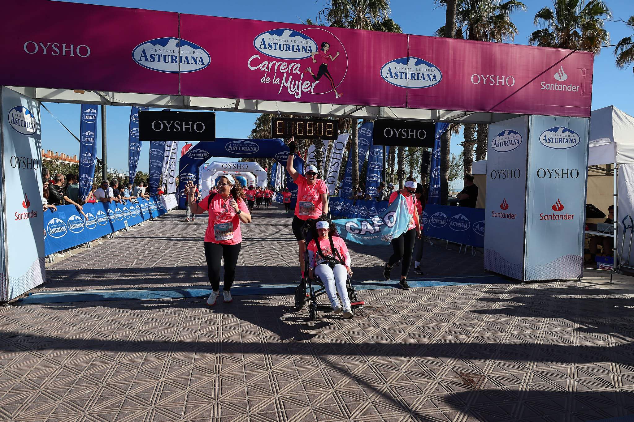 Las mejores fotos de la Carrera de la Mujer Central Lechera Asturiana de Valencia 2024. 1231