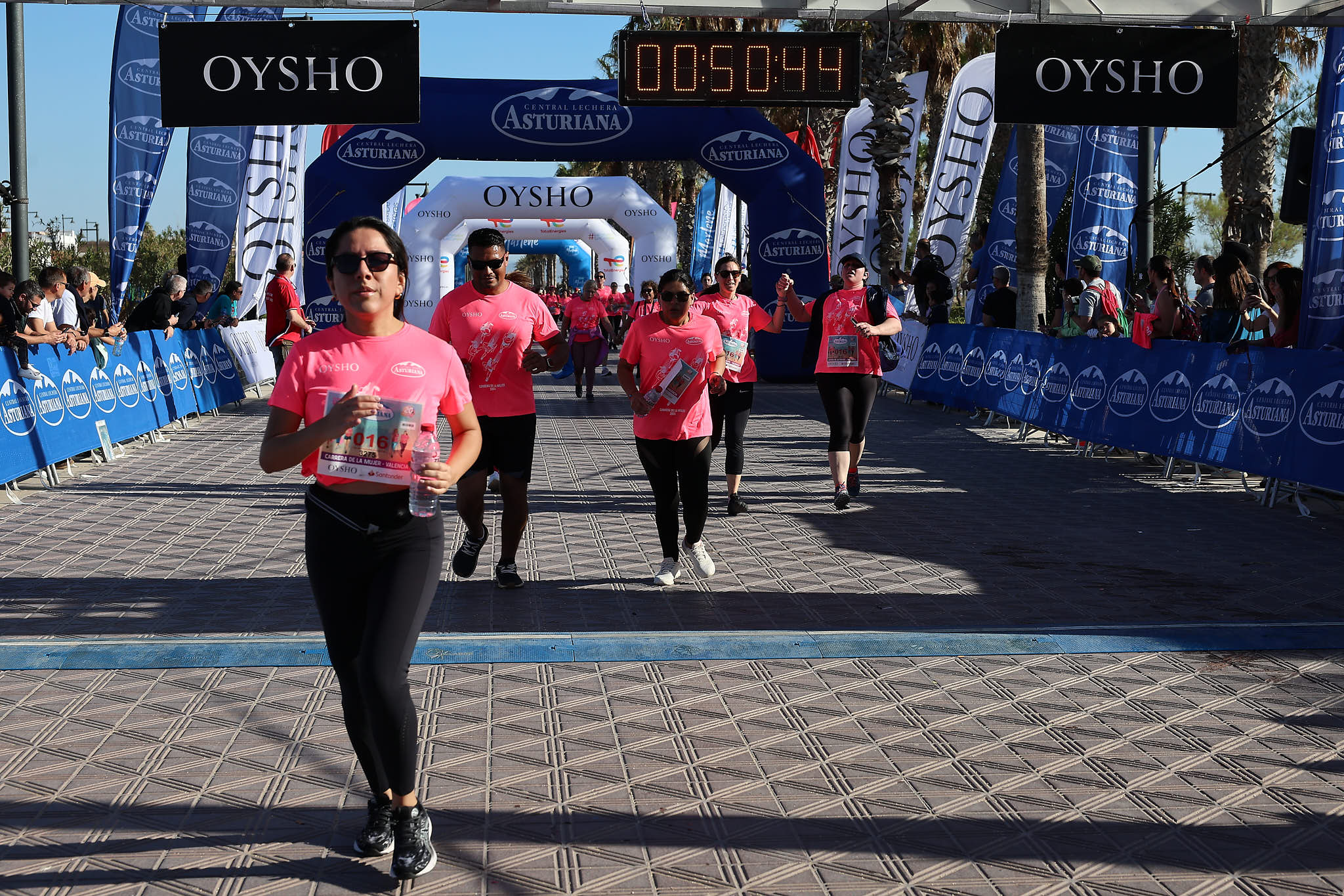 Las mejores fotos de la Carrera de la Mujer Central Lechera Asturiana de Valencia 2024. 0945