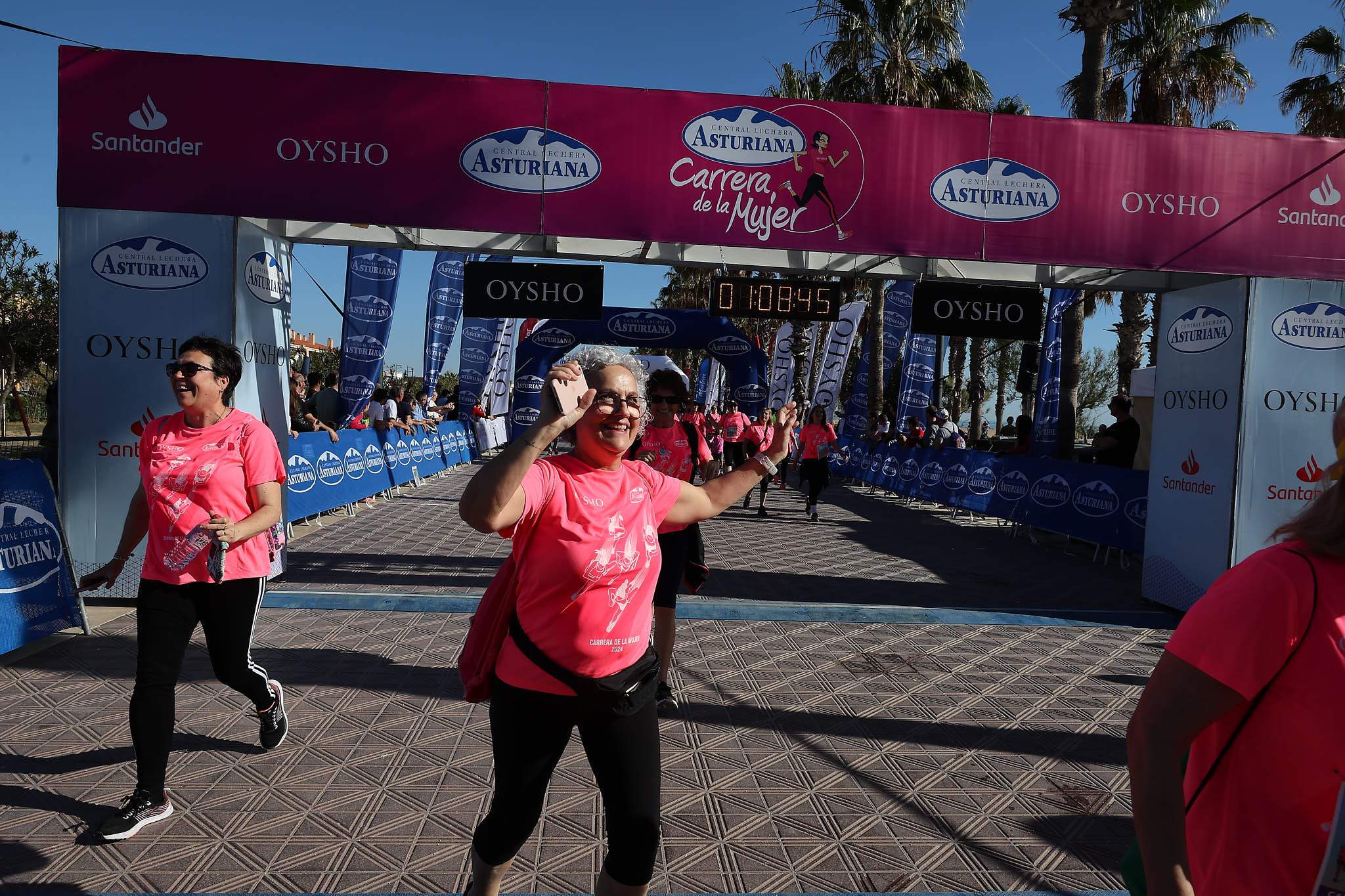 Las mejores fotos de la Carrera de la Mujer Central Lechera Asturiana de Valencia 2024. 1243