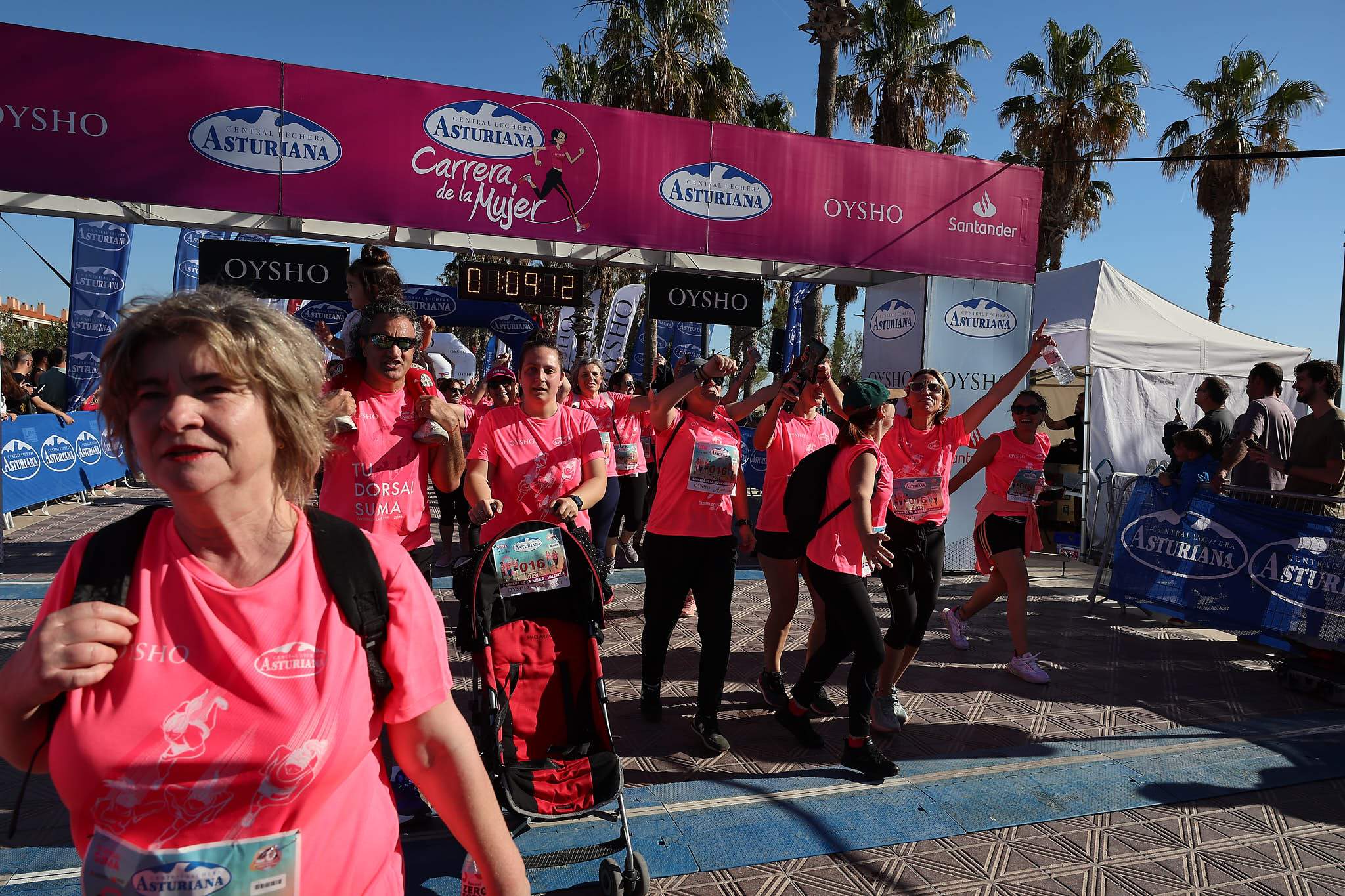 Las mejores fotos de la Carrera de la Mujer Central Lechera Asturiana de Valencia 2024. 1254