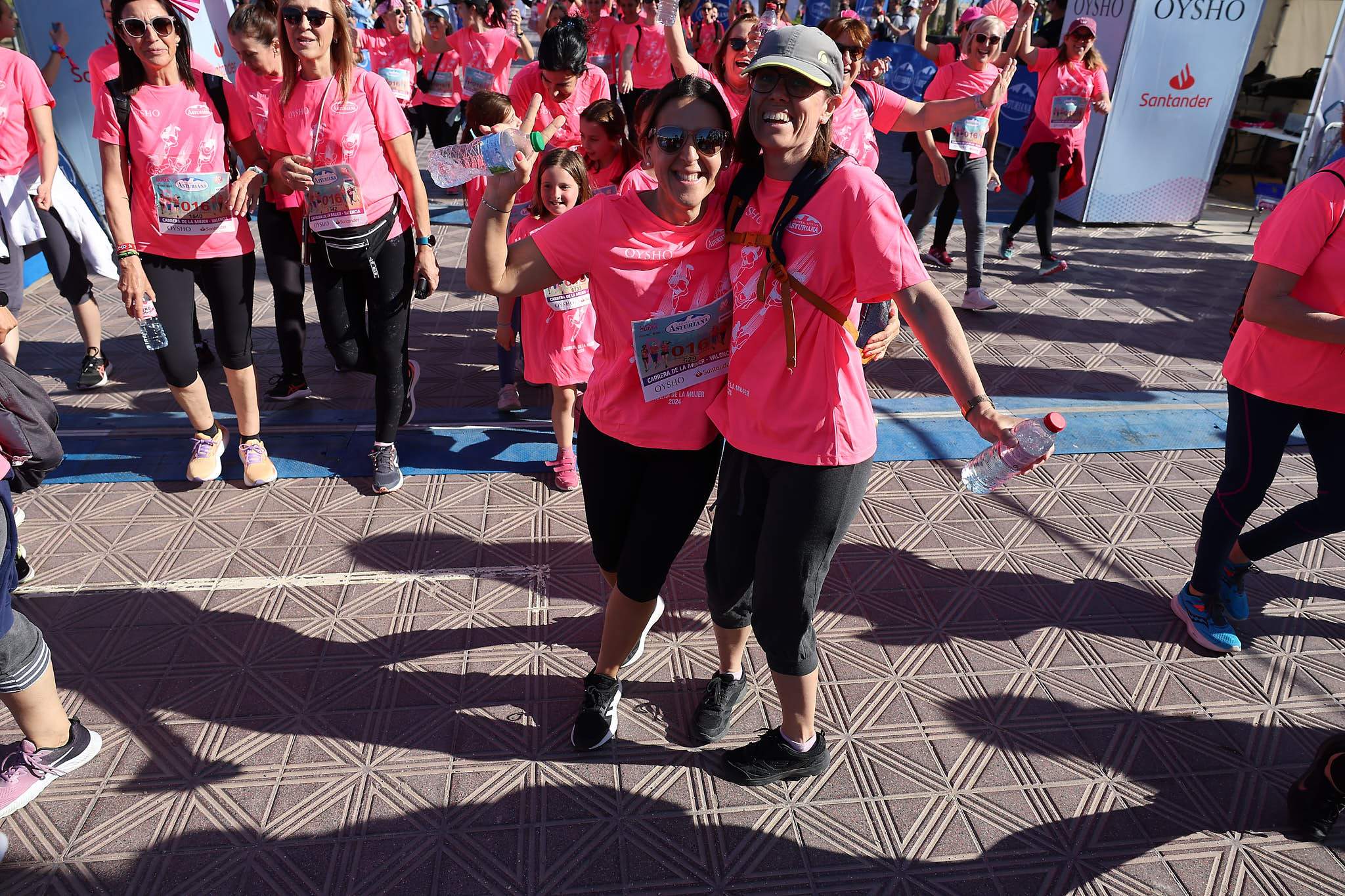 Las mejores fotos de la Carrera de la Mujer Central Lechera Asturiana de Valencia 2024. 1260