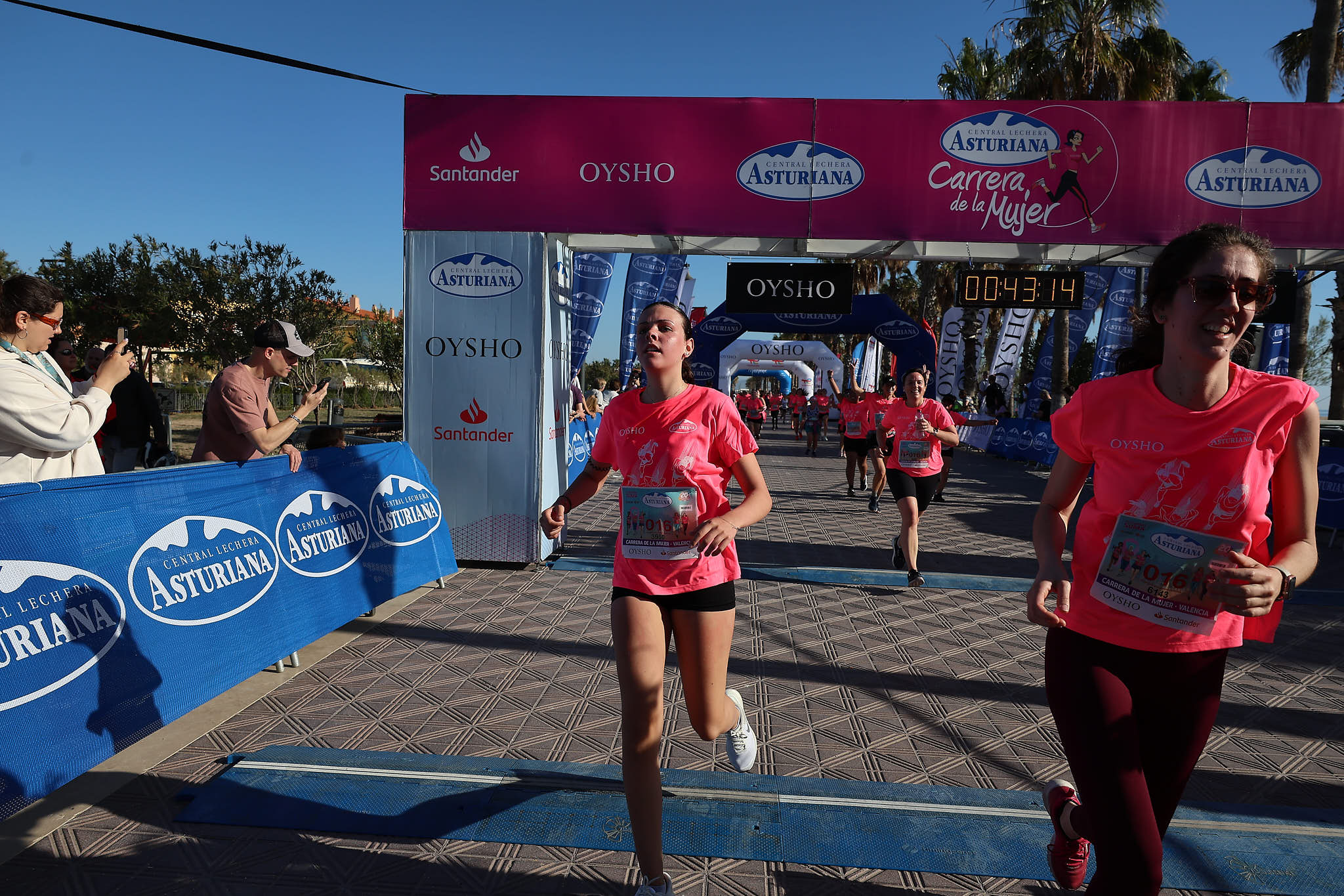 Las mejores fotos de la Carrera de la Mujer Central Lechera Asturiana de Valencia 2024. 0681