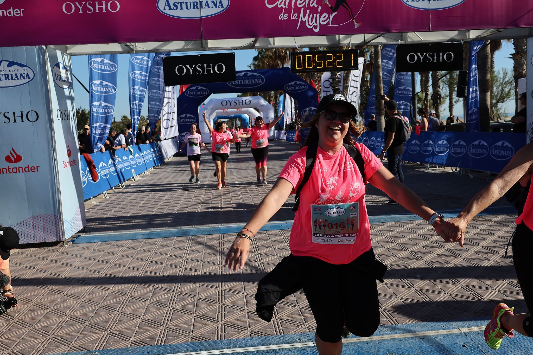 Las mejores fotos de la Carrera de la Mujer Central Lechera Asturiana de Valencia 2024. 0979