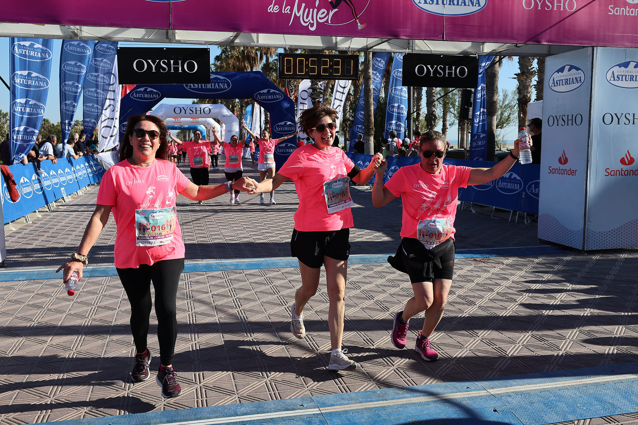 Las mejores fotos de la Carrera de la Mujer Central Lechera Asturiana de Valencia 2024. 0984