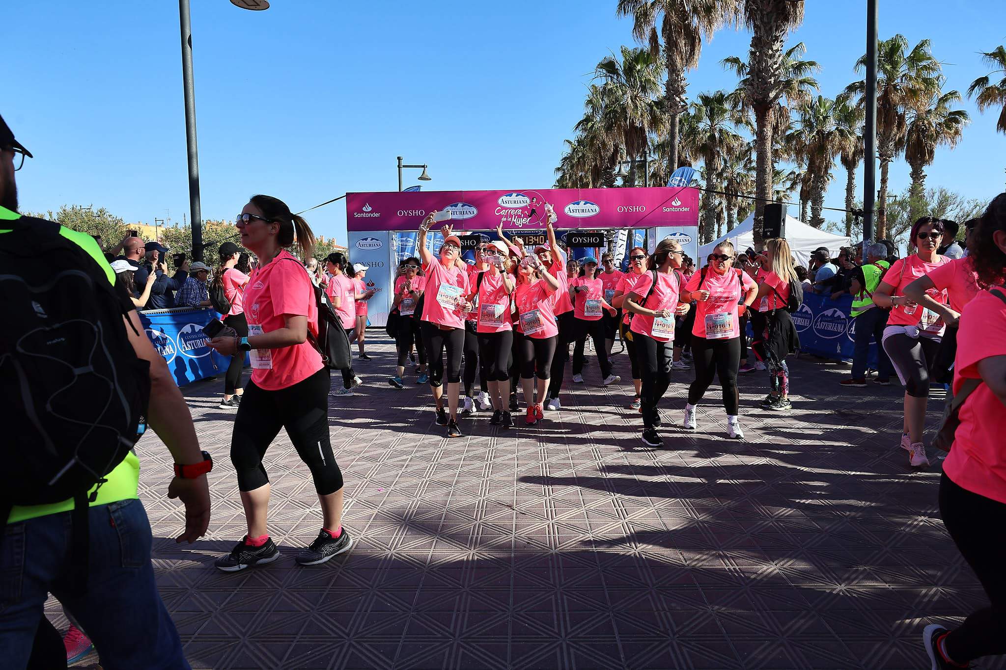 Las mejores fotos de la Carrera de la Mujer Central Lechera Asturiana de Valencia 2024. 1306