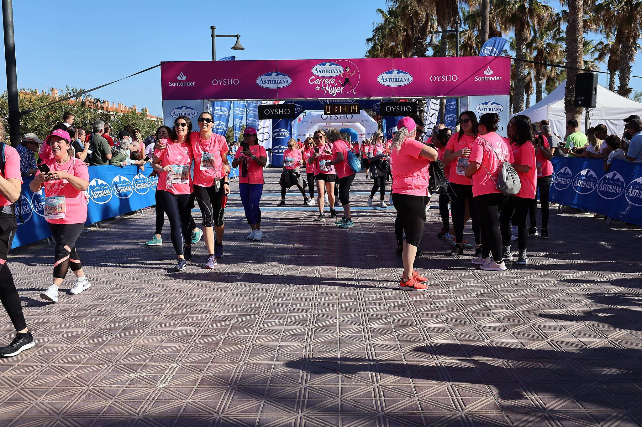 Las mejores fotos de la Carrera de la Mujer Central Lechera Asturiana de Valencia 2024. 1313