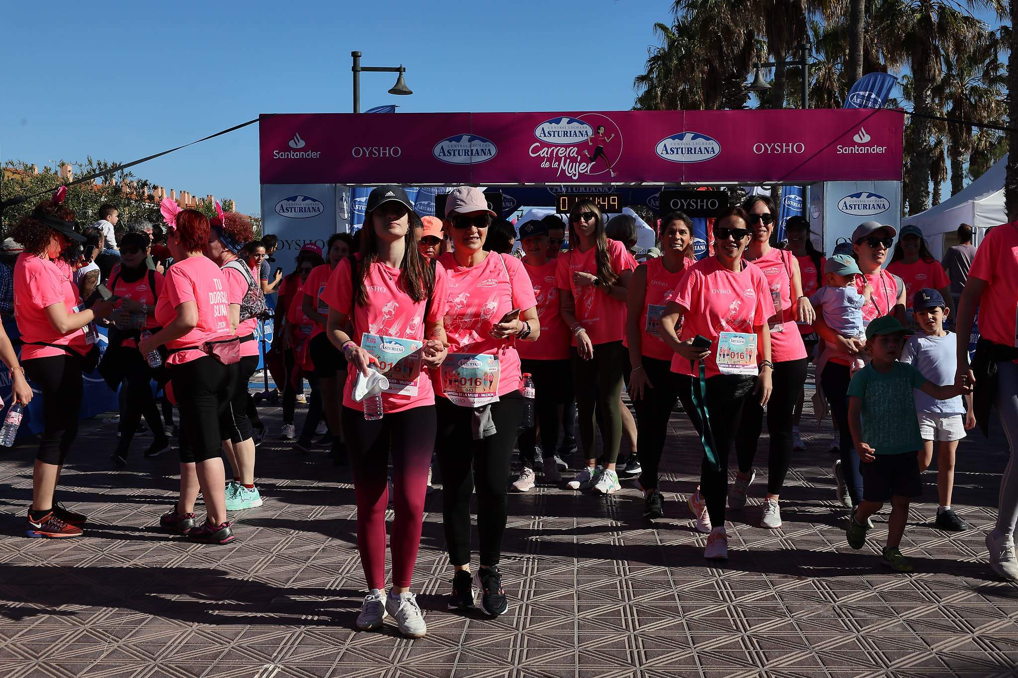 Las mejores fotos de la Carrera de la Mujer Central Lechera Asturiana de Valencia 2024. 1317