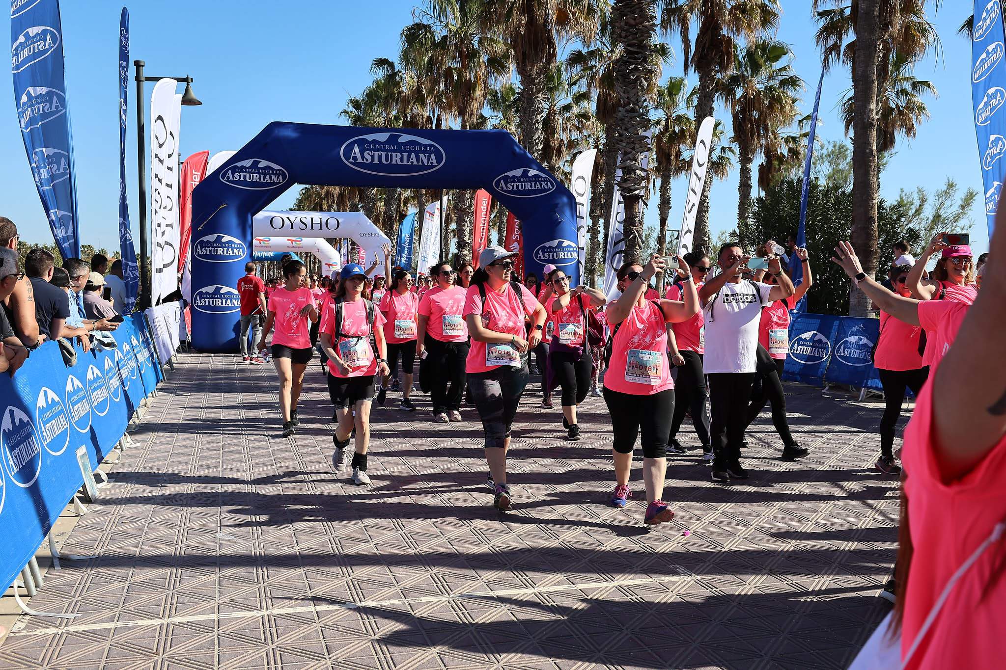 Las mejores fotos de la Carrera de la Mujer Central Lechera Asturiana de Valencia 2024. 1332
