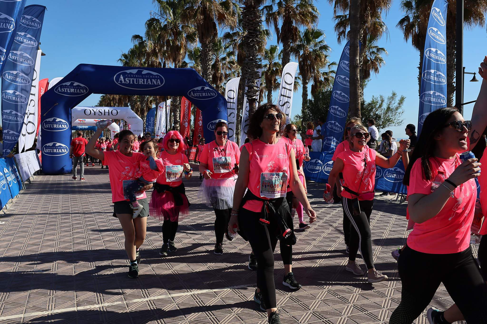 Las mejores fotos de la Carrera de la Mujer Central Lechera Asturiana de Valencia 2024. 1346