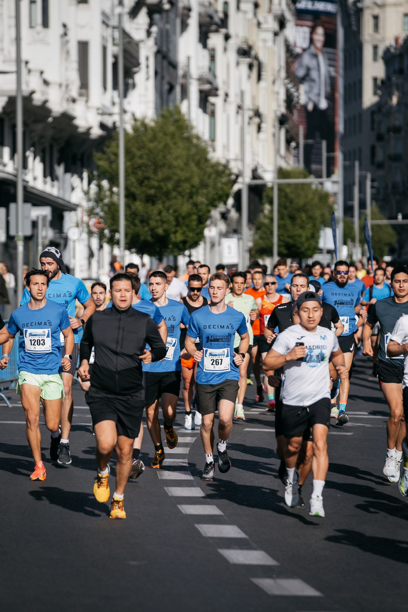 Las mejores fotos de la Gran Vía de la Carrera Bomberos de Madrid DÉCIMAS 2024. 36