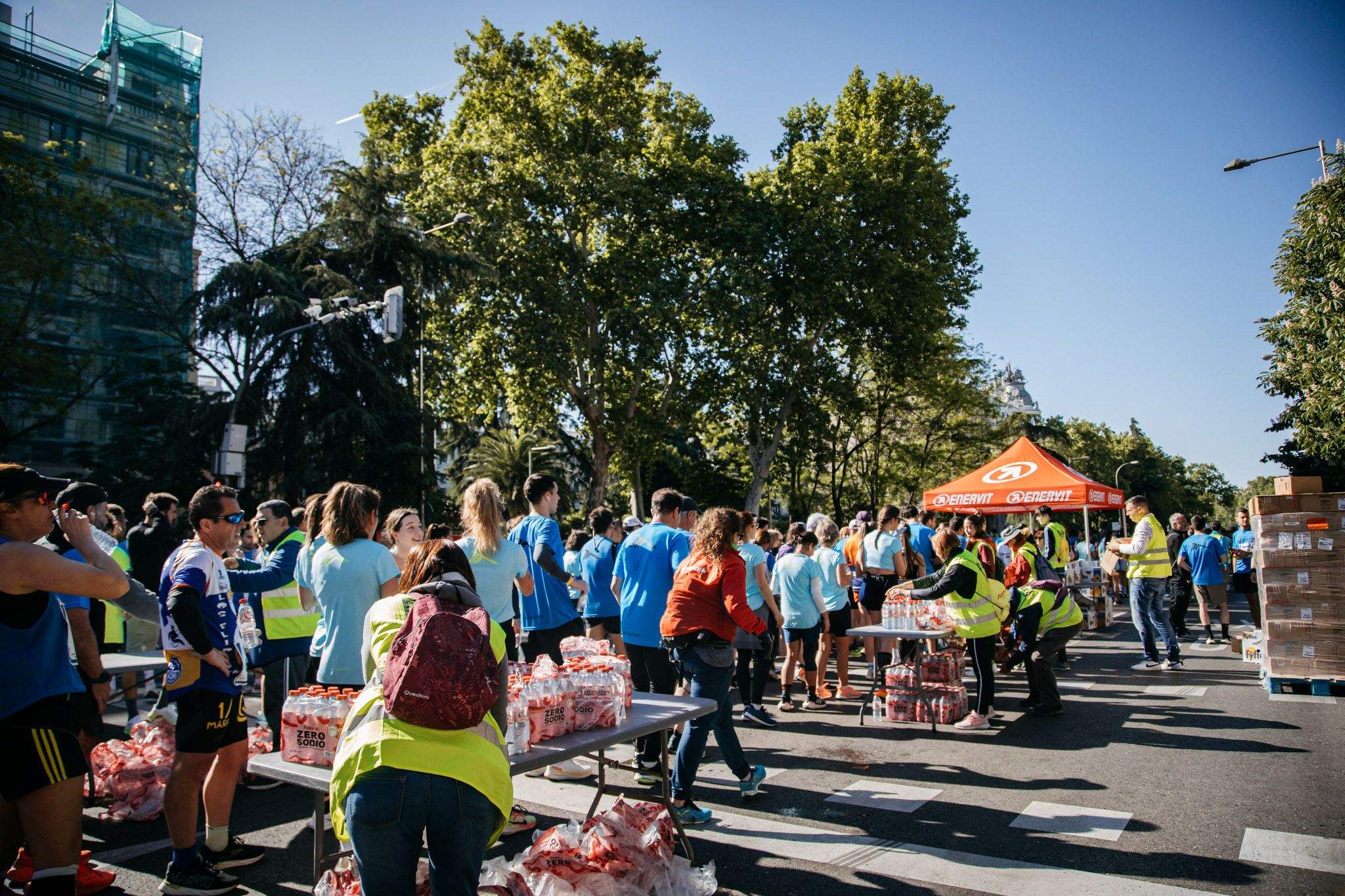 Las mejores fotos del ambiente en la meta de la Carrera Bomberos de Madrid DÉCIMAS 2024. 10