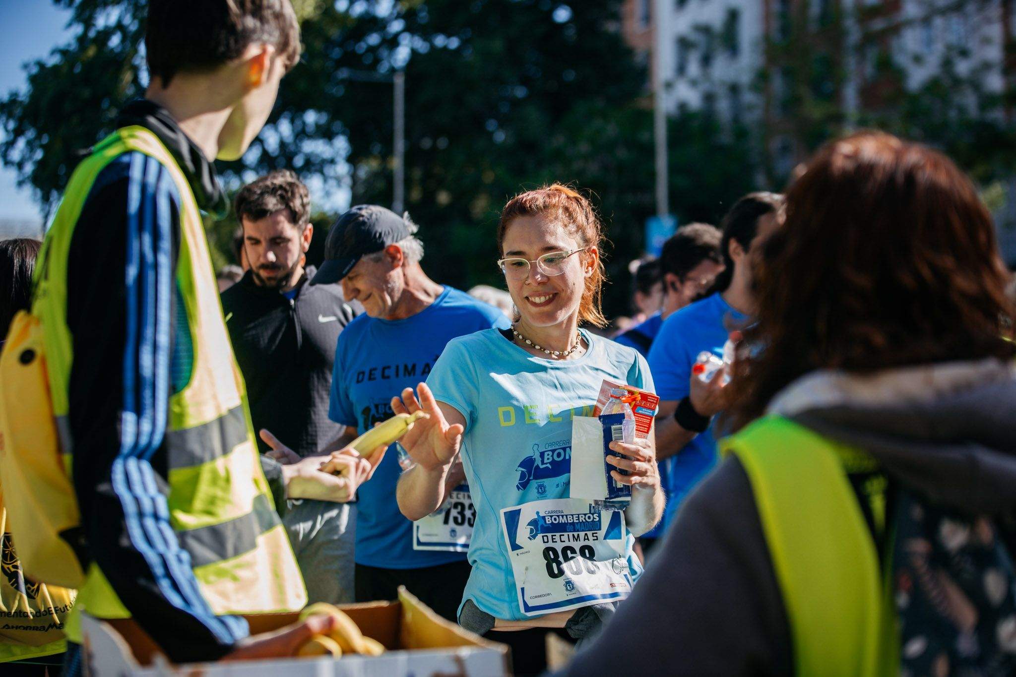 Las mejores fotos del ambiente en la meta de la Carrera Bomberos de Madrid DÉCIMAS 2024. 11