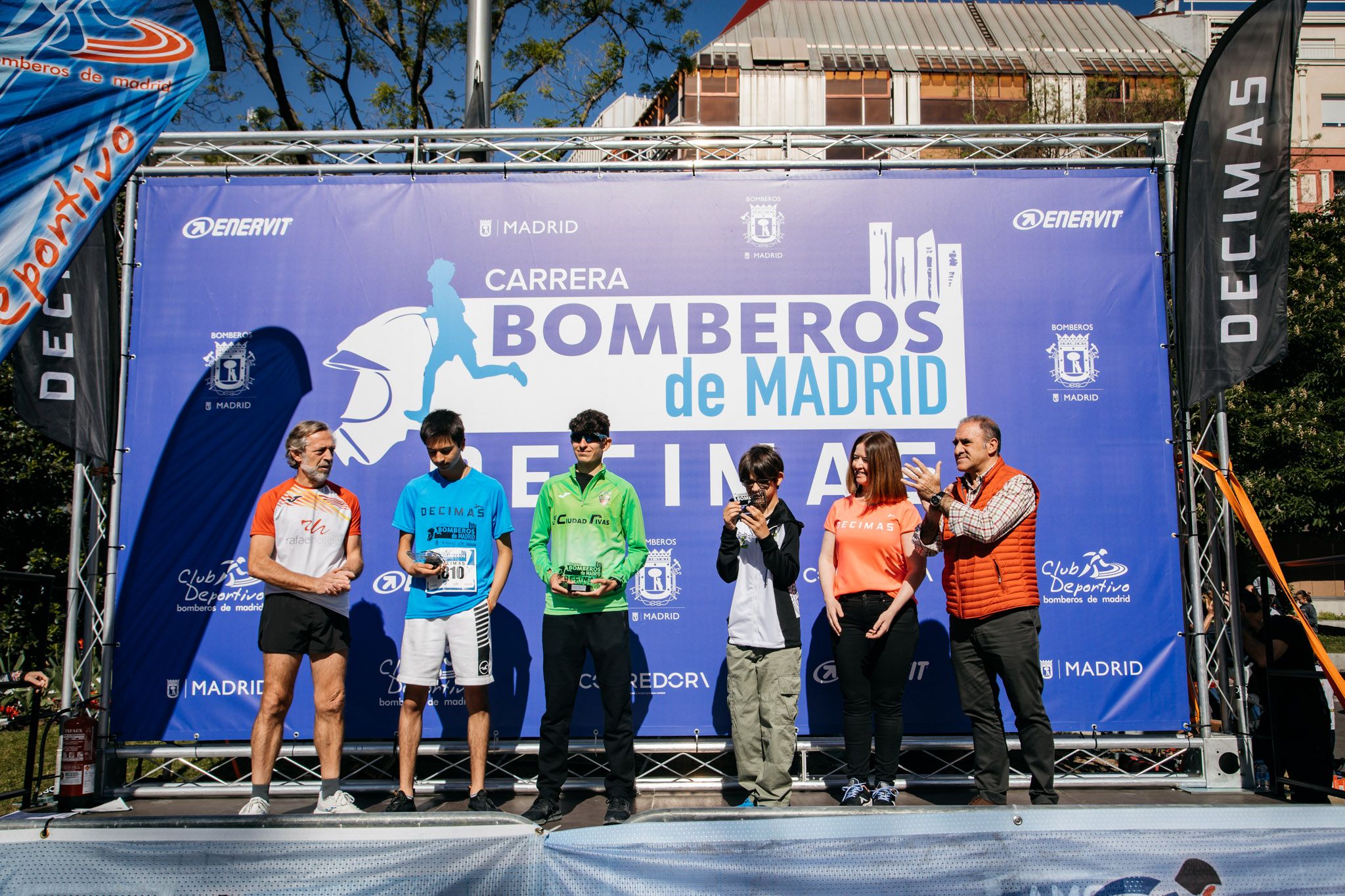 Las mejores fotos de la premiación de la Carrera Bomberos de Madrid DÉCIMAS 2024. 4