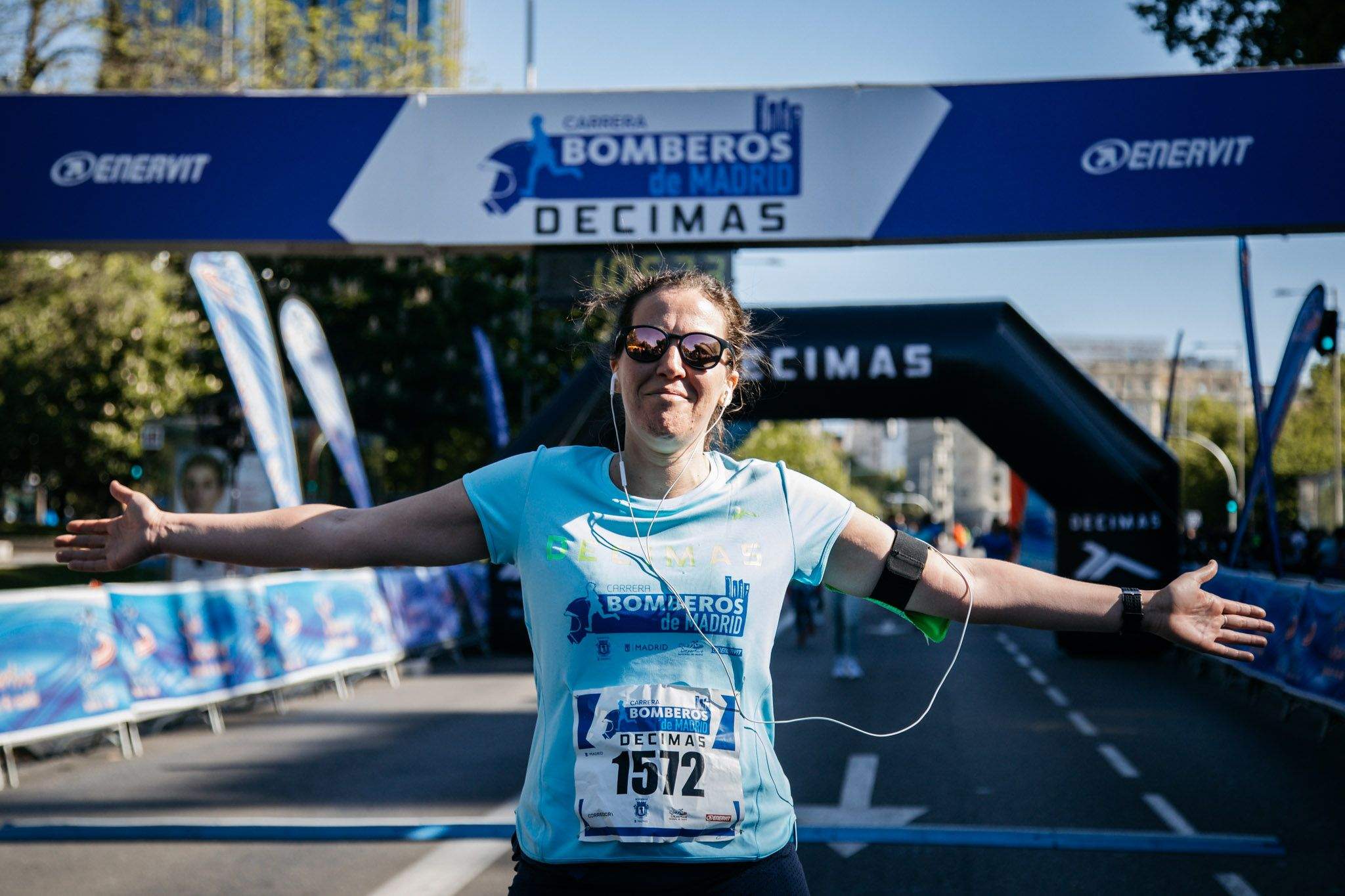 Las mejores fotos del ambiente en la meta de la Carrera Bomberos de Madrid DÉCIMAS 2024. 16