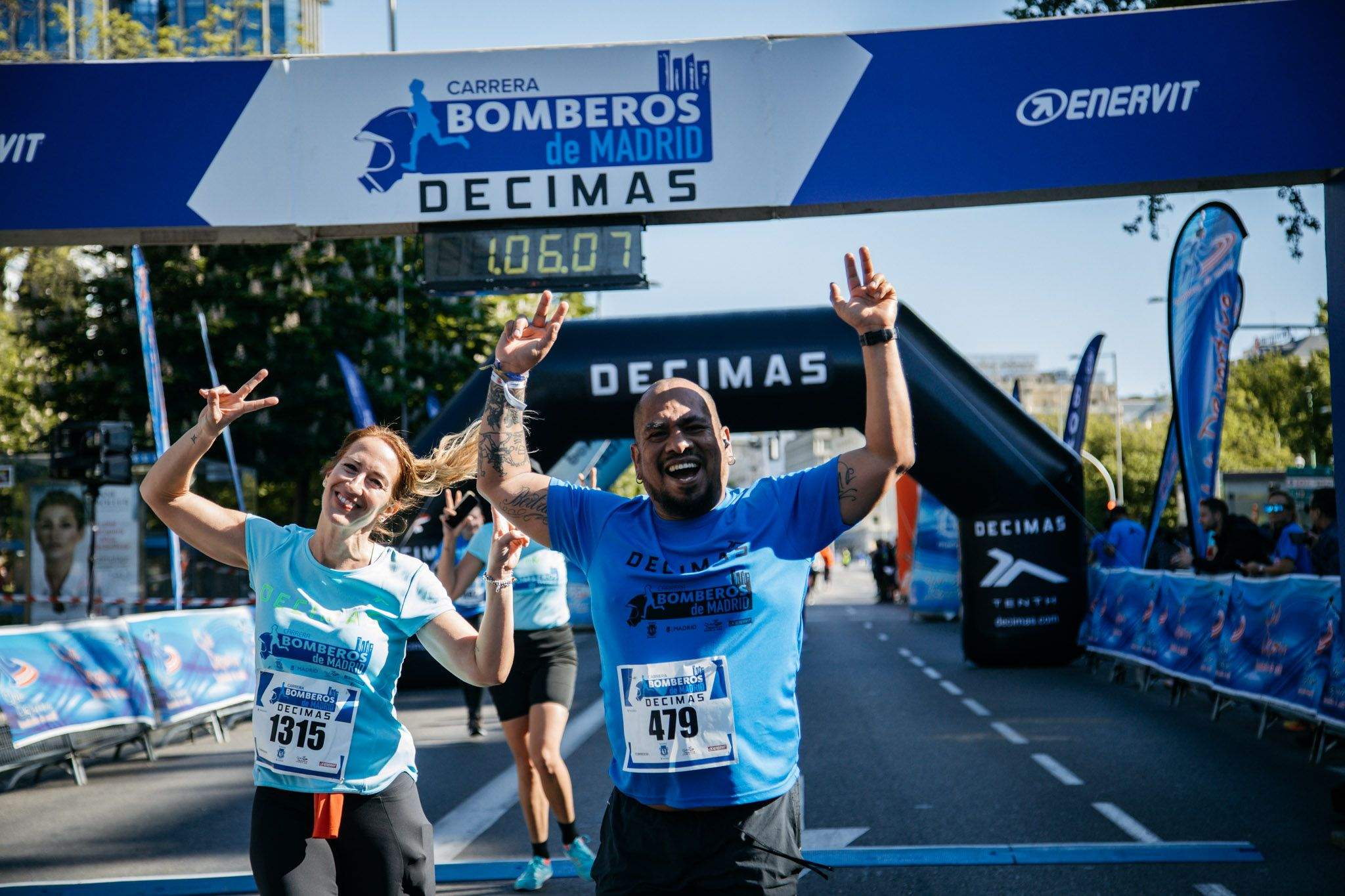 Las mejores fotos del ambiente en la meta de la Carrera Bomberos de Madrid DÉCIMAS 2024. 21
