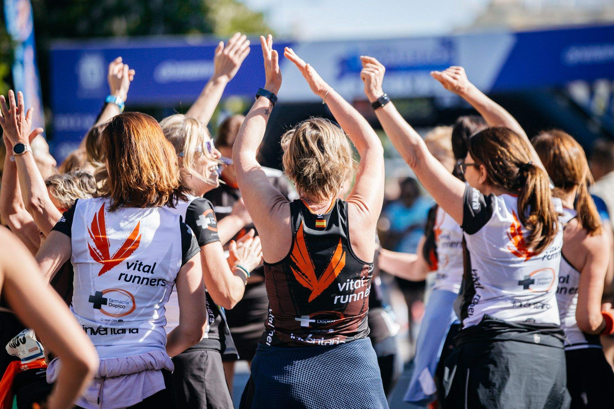 Las mejores fotos del ambiente en la meta de la Carrera Bomberos de Madrid DÉCIMAS 2024. 34