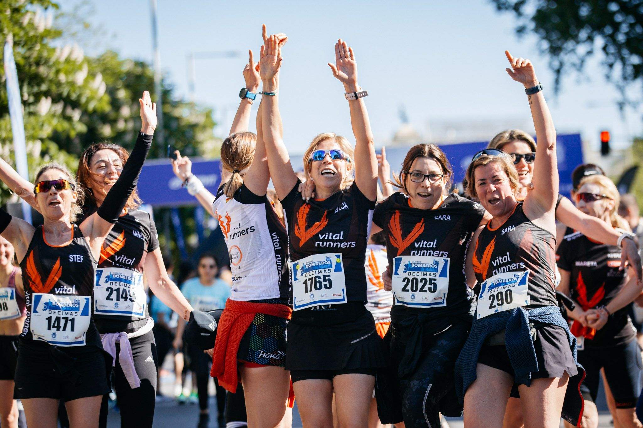 Las mejores fotos del ambiente en la meta de la Carrera Bomberos de Madrid DÉCIMAS 2024. 36