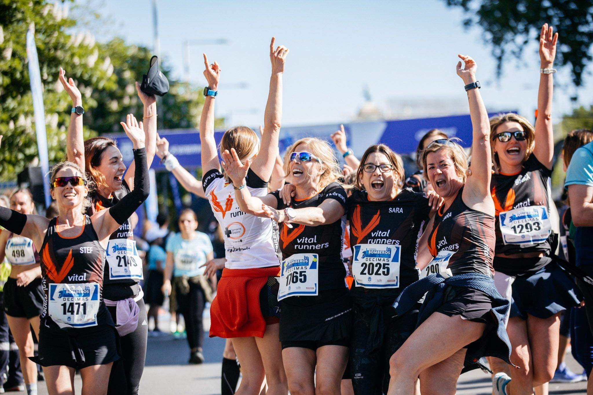 Las mejores fotos del ambiente en la meta de la Carrera Bomberos de Madrid DÉCIMAS 2024. 37