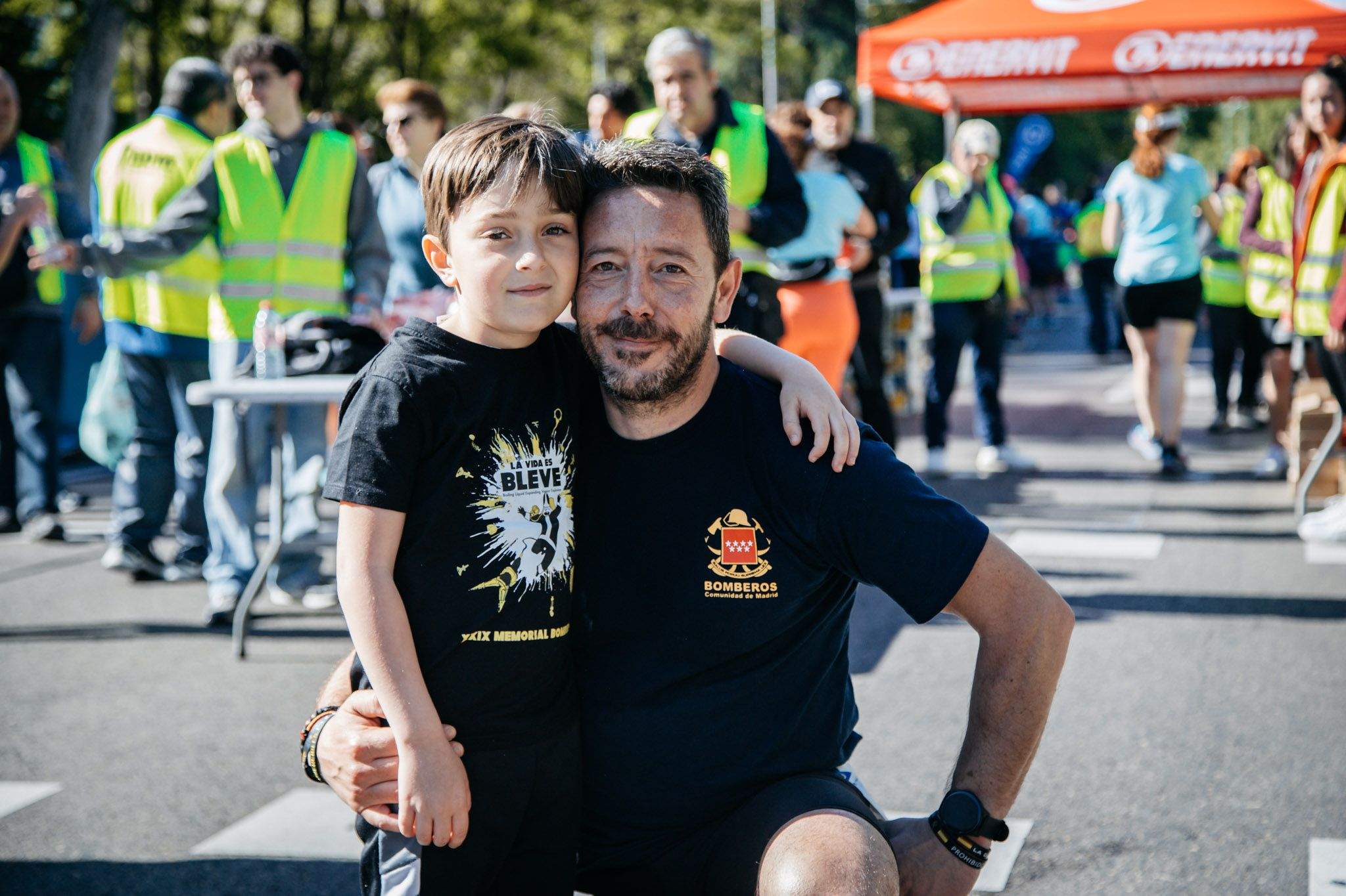 Las mejores fotos del ambiente en la meta de la Carrera Bomberos de Madrid DÉCIMAS 2024. 43