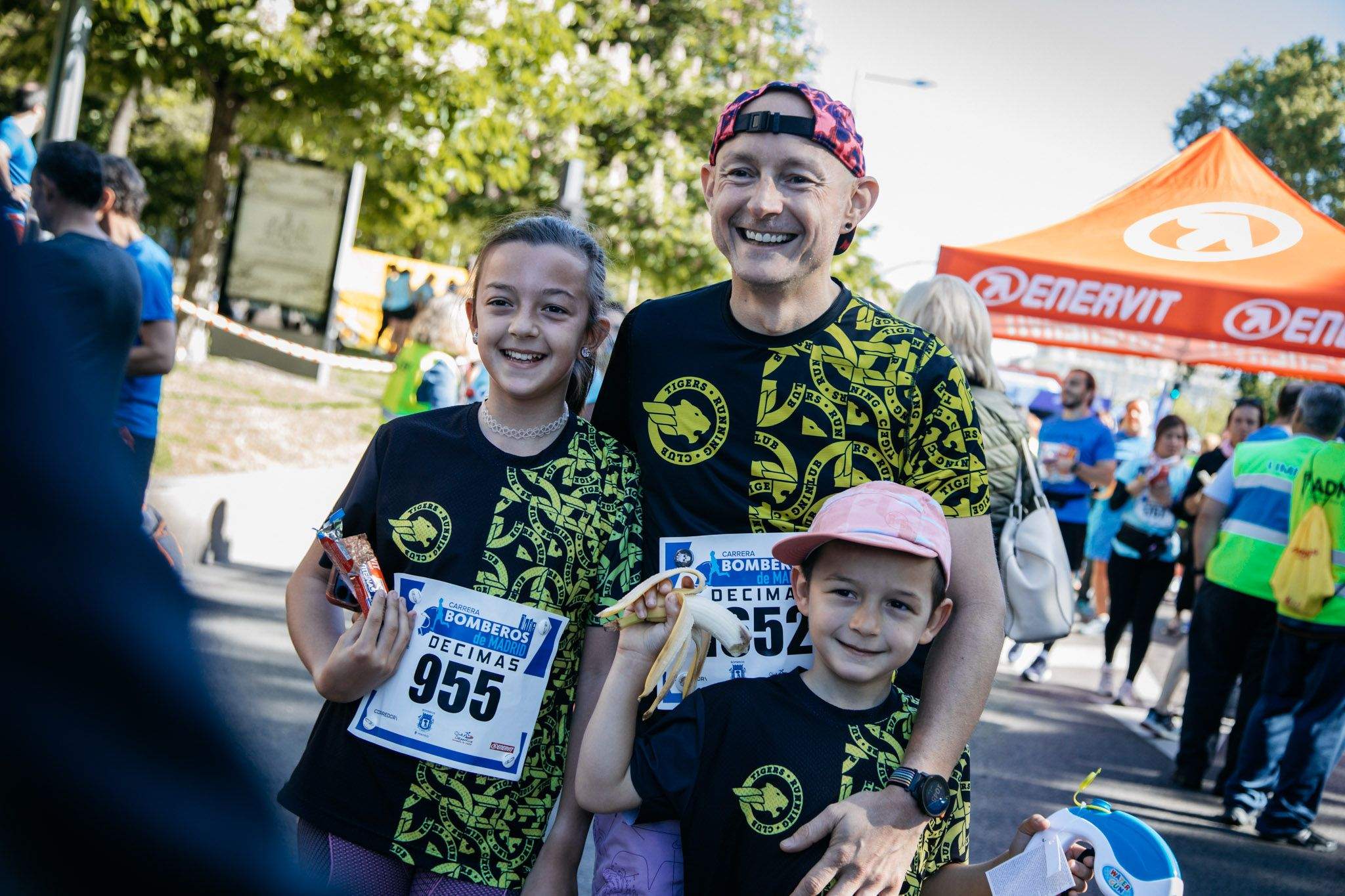Las mejores fotos del ambiente en la meta de la Carrera Bomberos de Madrid DÉCIMAS 2024. 47