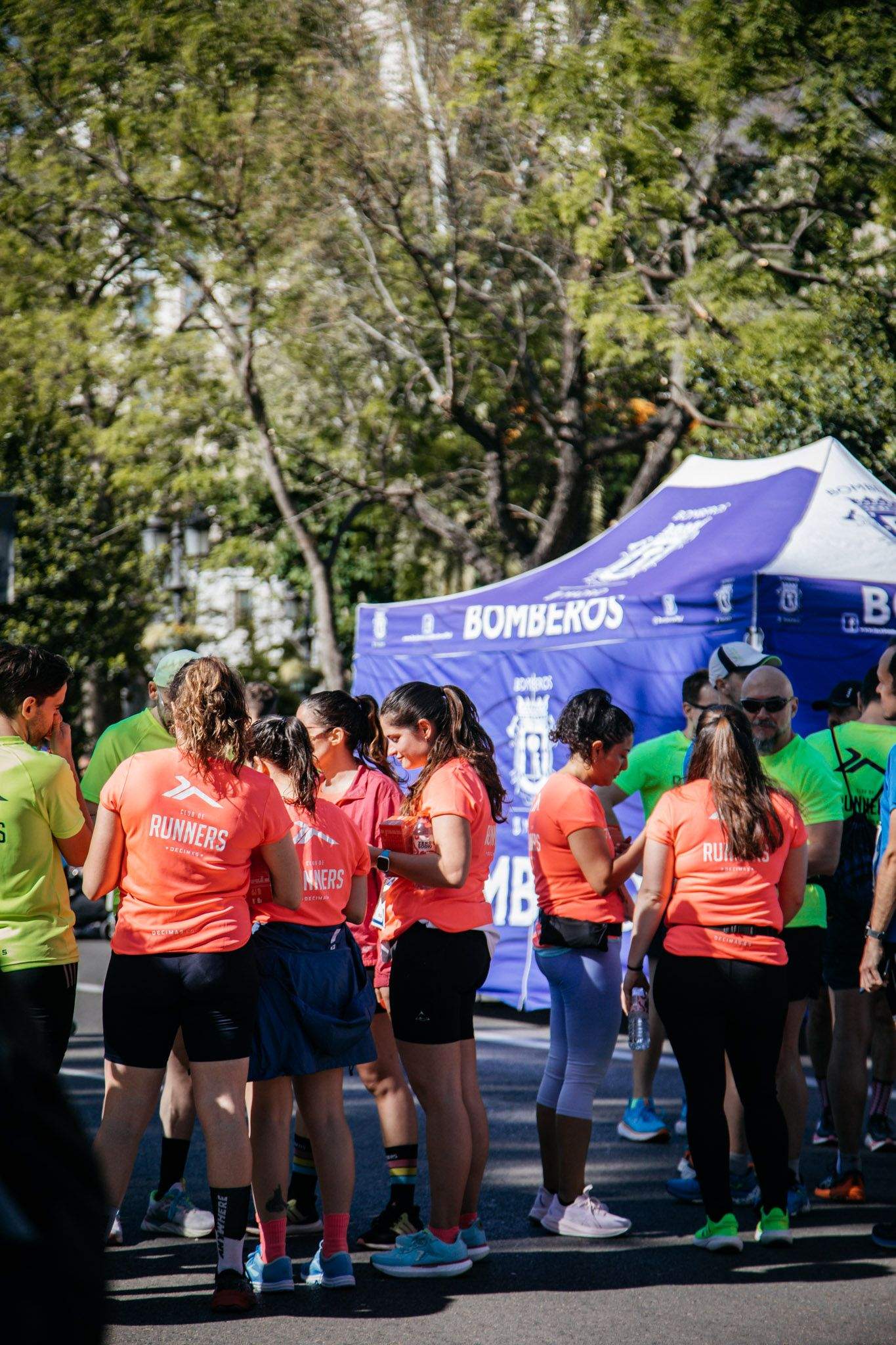 Las mejores fotos del ambiente en la meta de la Carrera Bomberos de Madrid DÉCIMAS 2024. 77