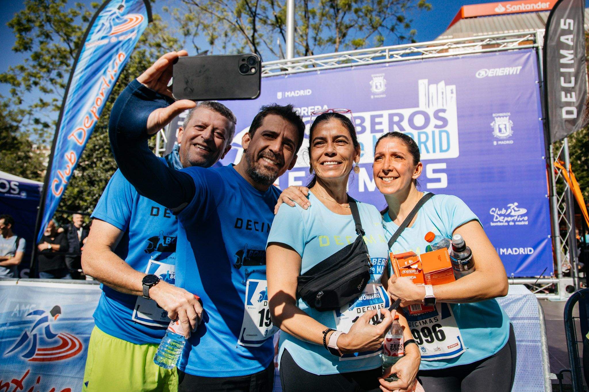 Las mejores fotos del ambiente en la meta de la Carrera Bomberos de Madrid DÉCIMAS 2024. 82