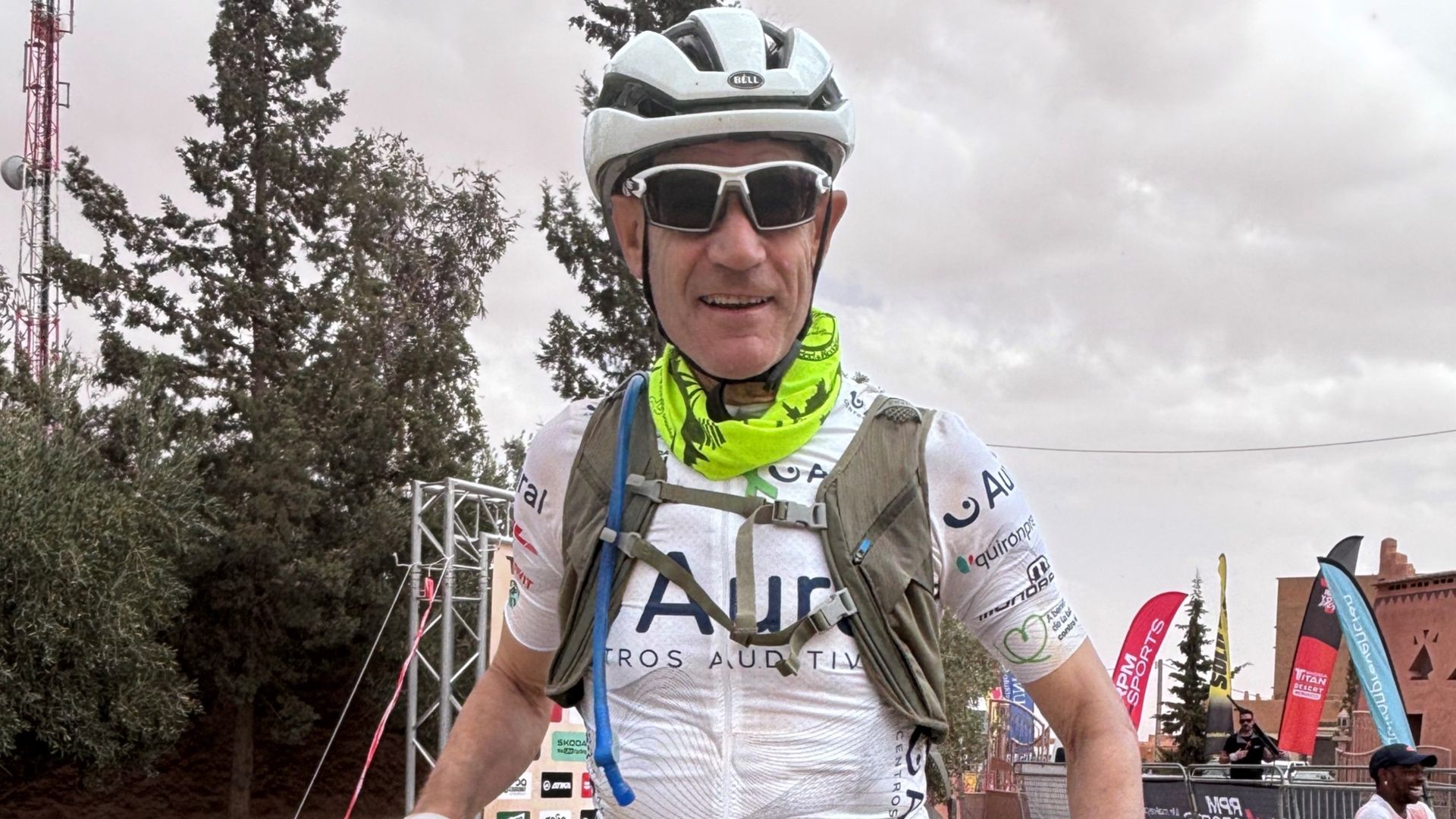 Abel Antón después de la primera etapa de la Titan Desert 2024. 