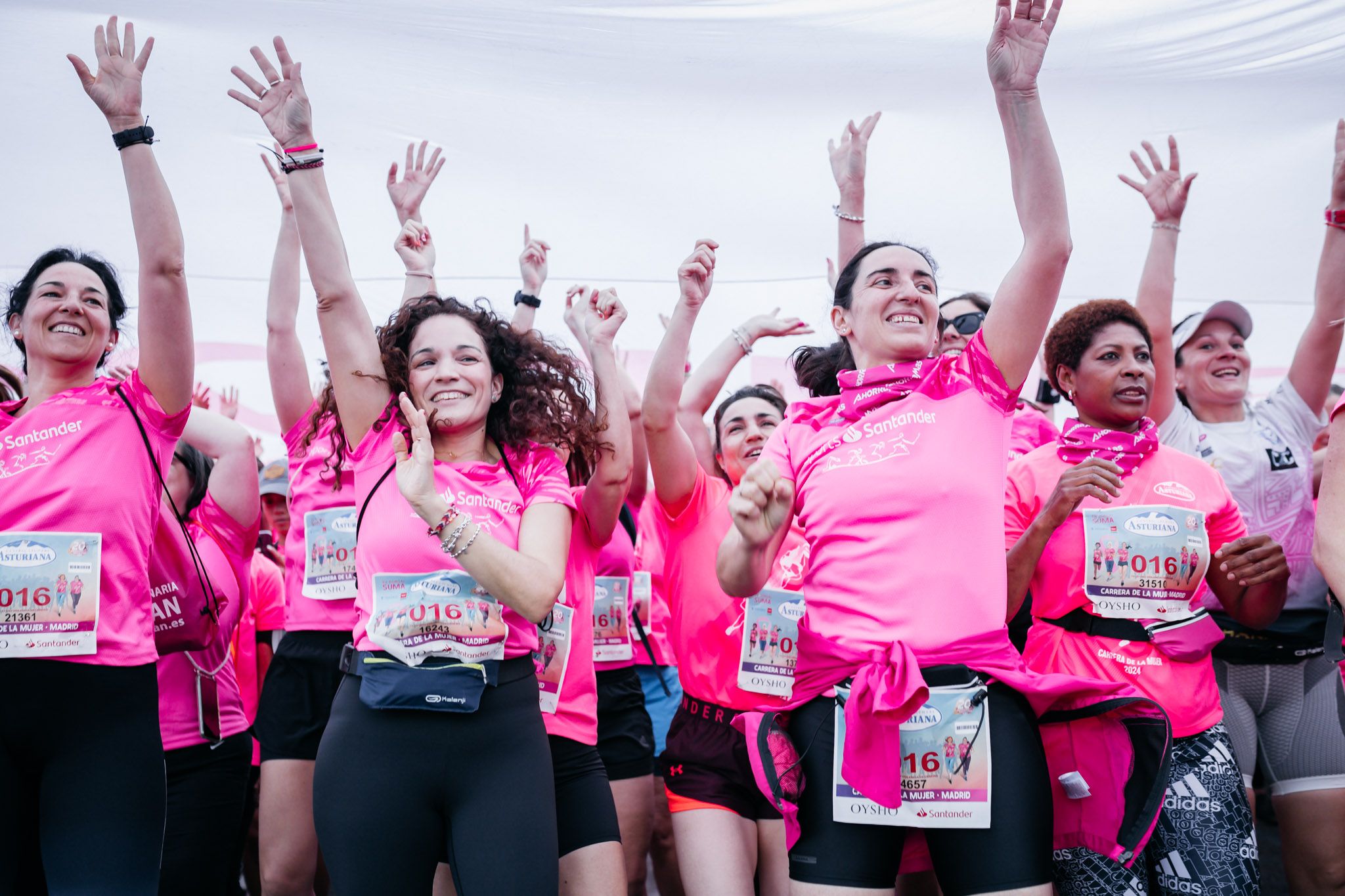 Las 50 mejores fotos de la Carrera de la Mujer Central Lechera Asturiana de Madrid 2024. (8)