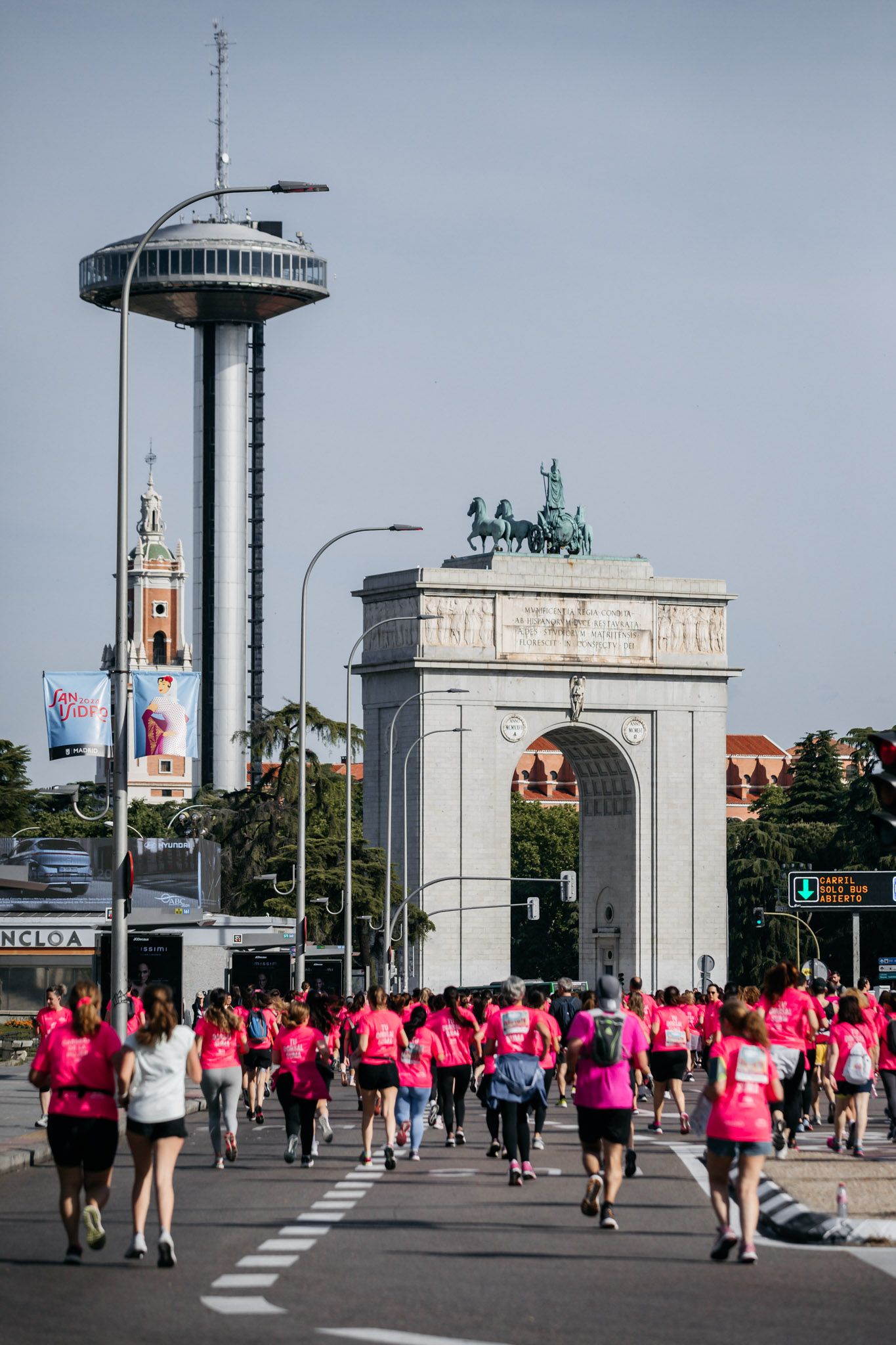 Las 50 mejores fotos de la Carrera de la Mujer Central Lechera Asturiana de Madrid 2024. (26)