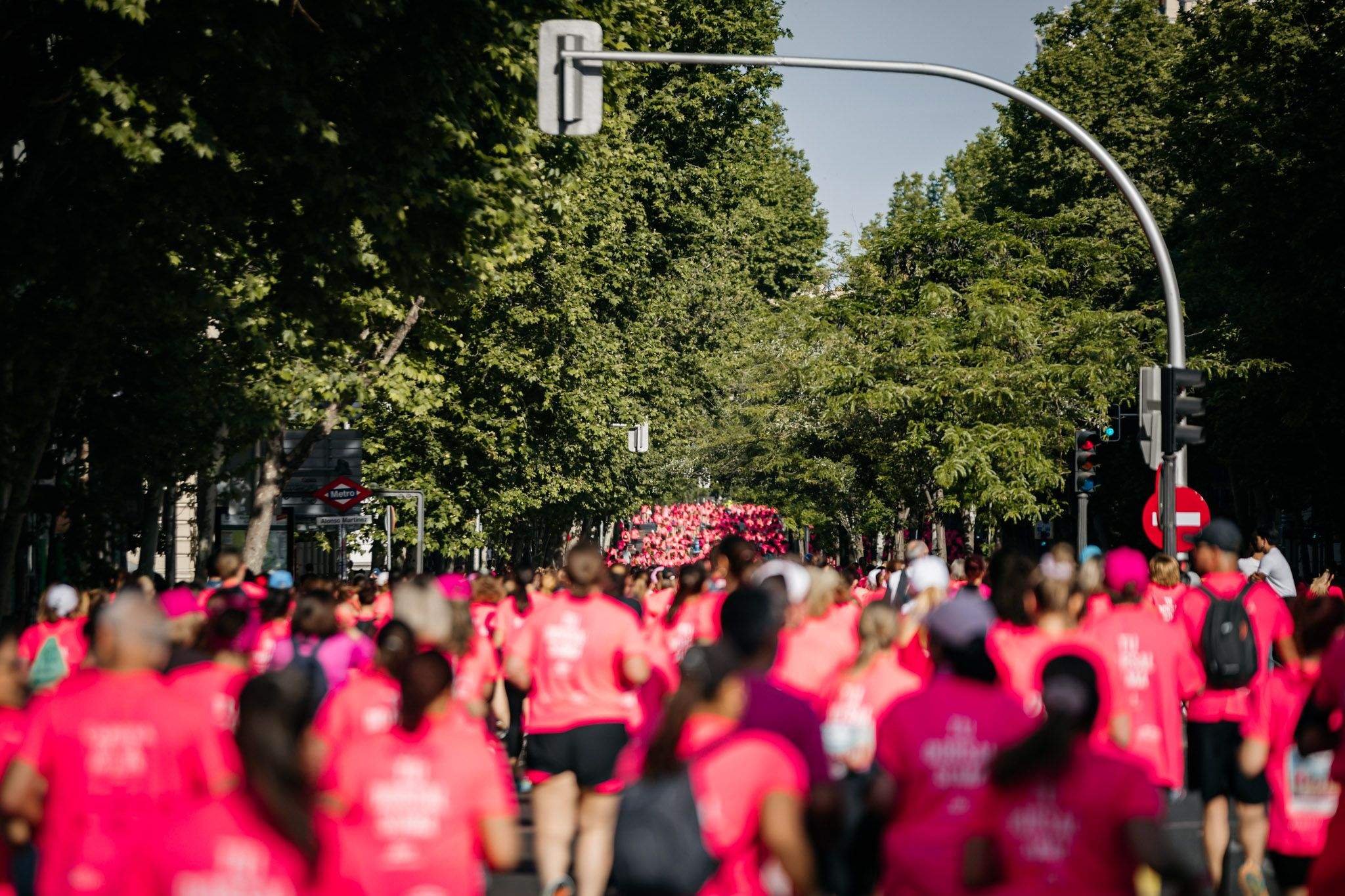 Las mejores fotos del ambiente post de la Carrera de la Mujer Central Lechera Asturiana de Madrid 2024. 40